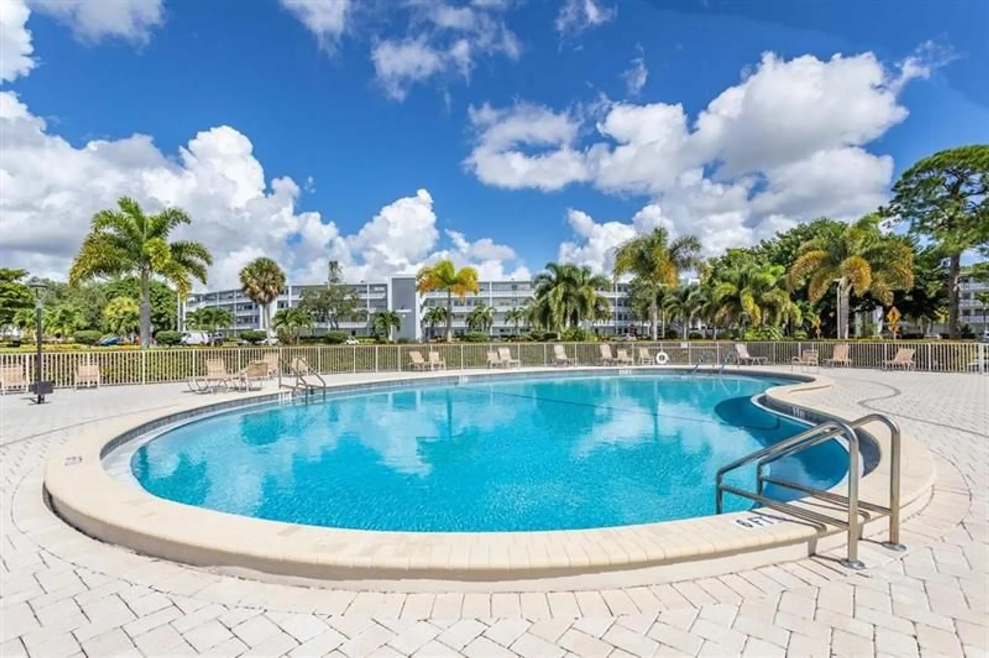 Property Slideshow image 23 of 31 | 518 durham r # 518, Deerfield Beach, FL, 33442