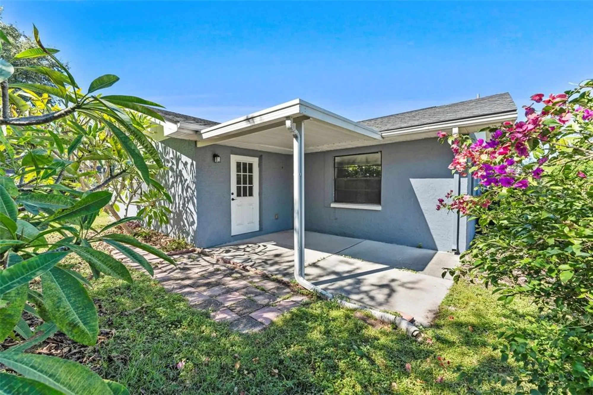 Property Slideshow image 24 of 31 | 636 fort duquesna dr, Sun City Center, FL, 33573