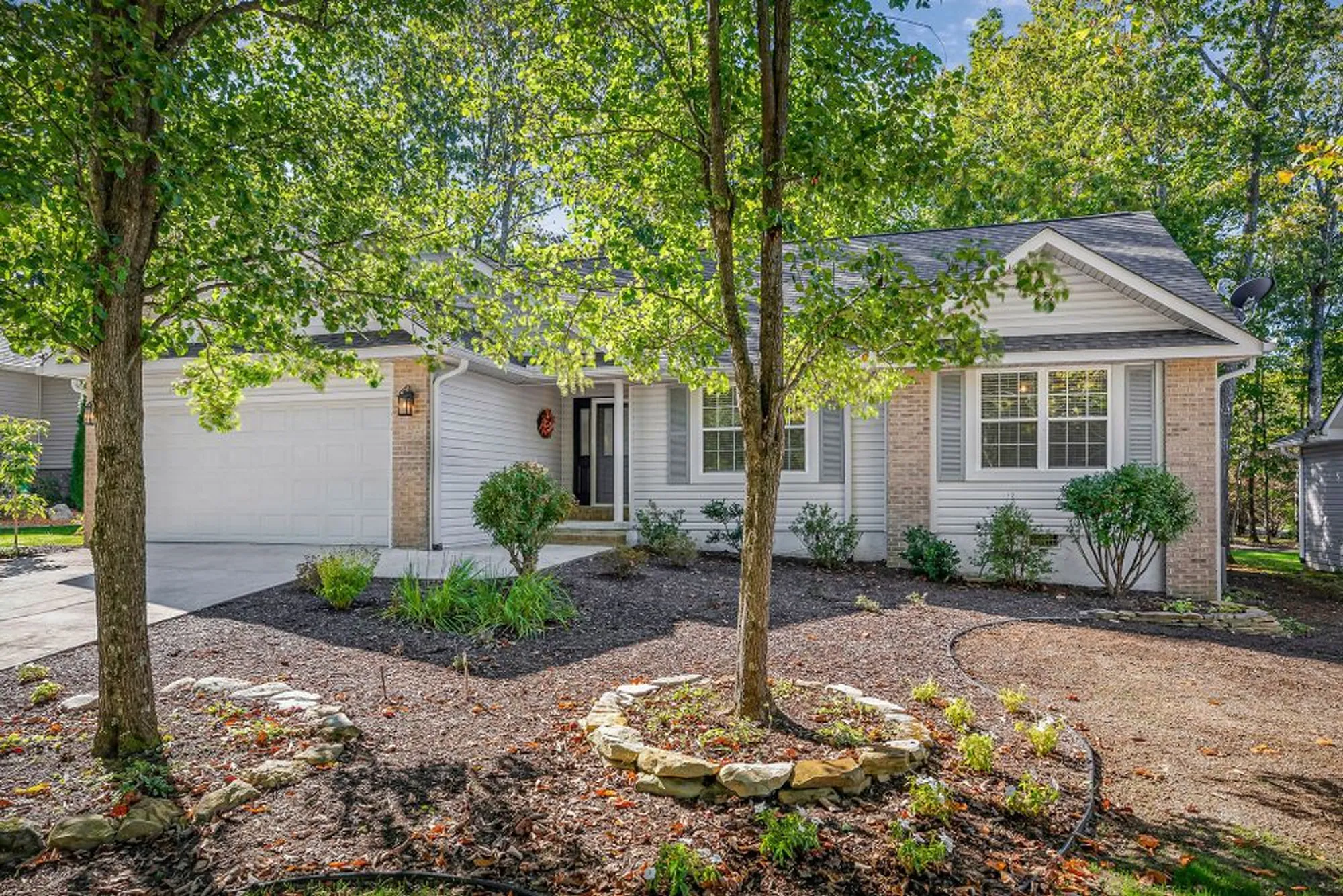 Property Slideshow image 1 of 42 | 143 lakeside dr, Crossville, TN, 38558