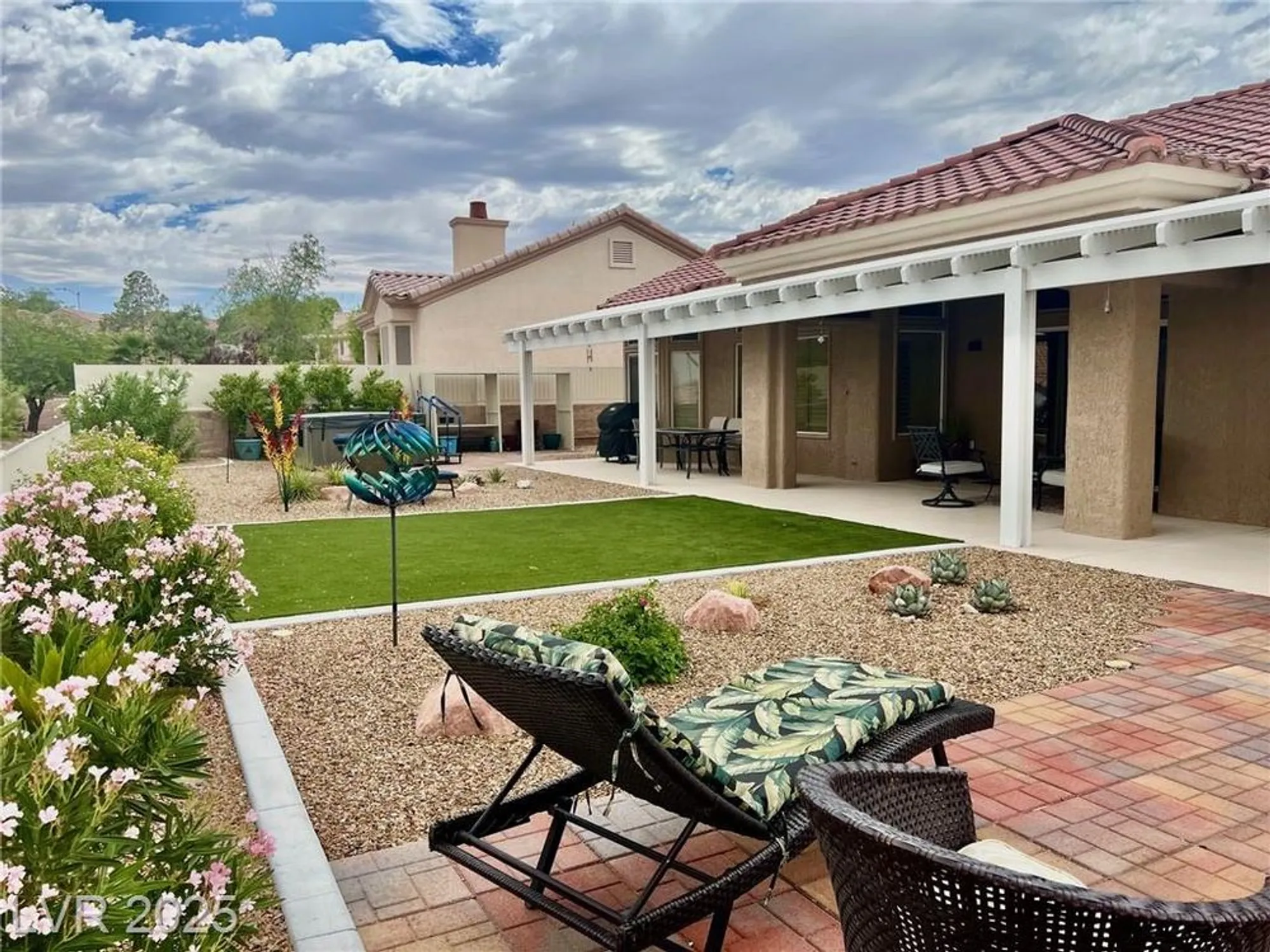 Property Slideshow image 8 of 21 | 2736 darby falls dr, Las Vegas, NV, 89134