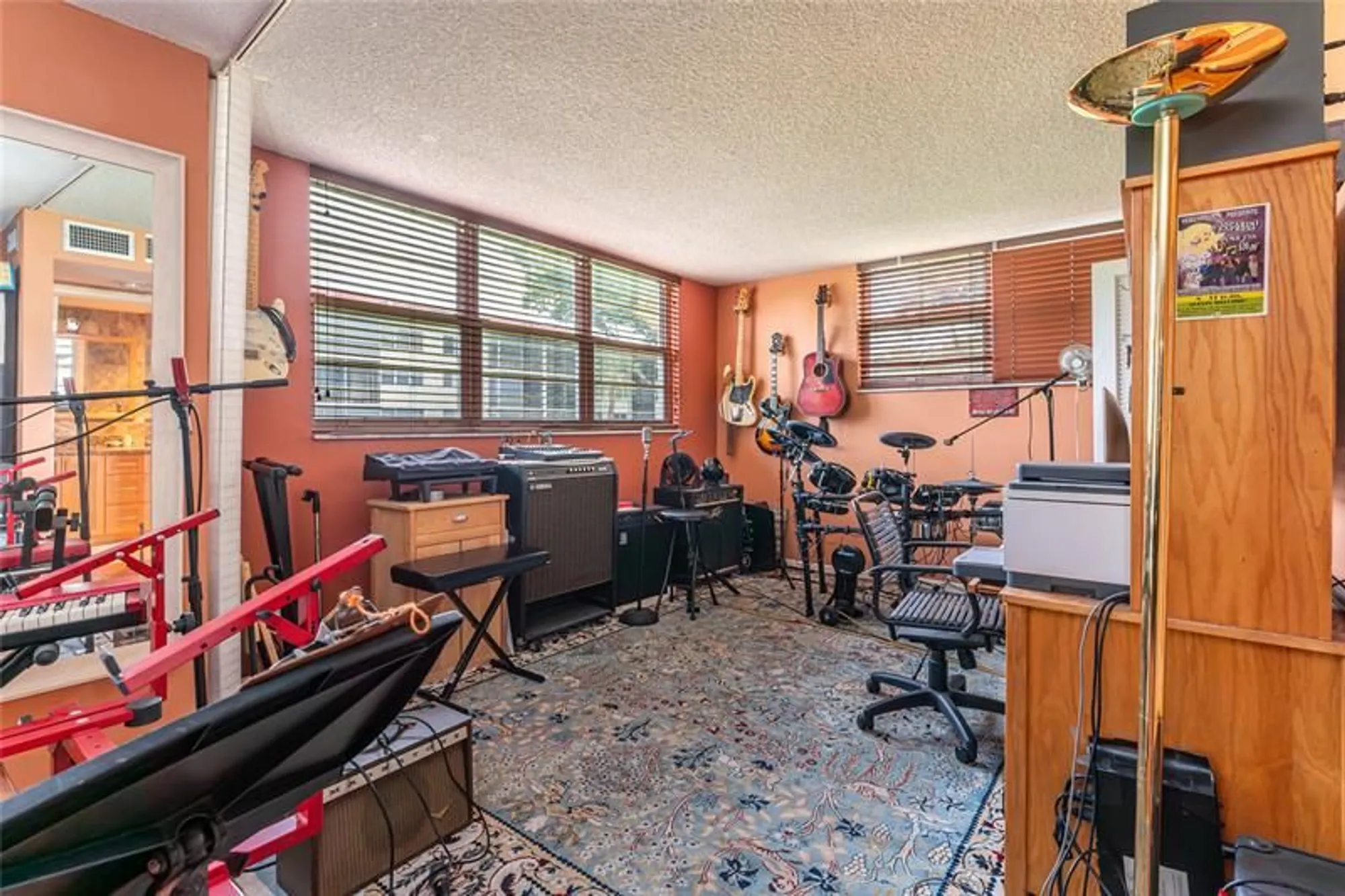 Property Slideshow image 12 of 55 | 820 s hollybrook dr 101, Pembroke Pines, FL, 33025