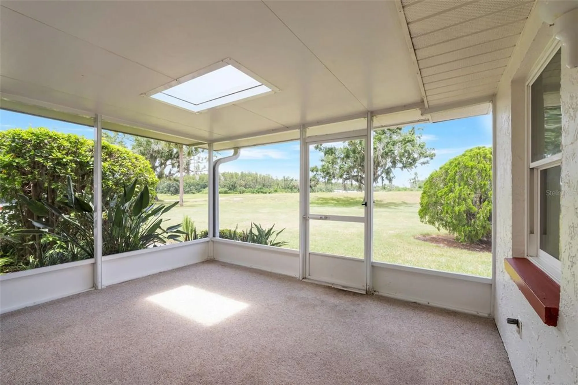 Property Slideshow image 22 of 33 | 1005 harefield cir # 43, Sun City Center, FL, 33573