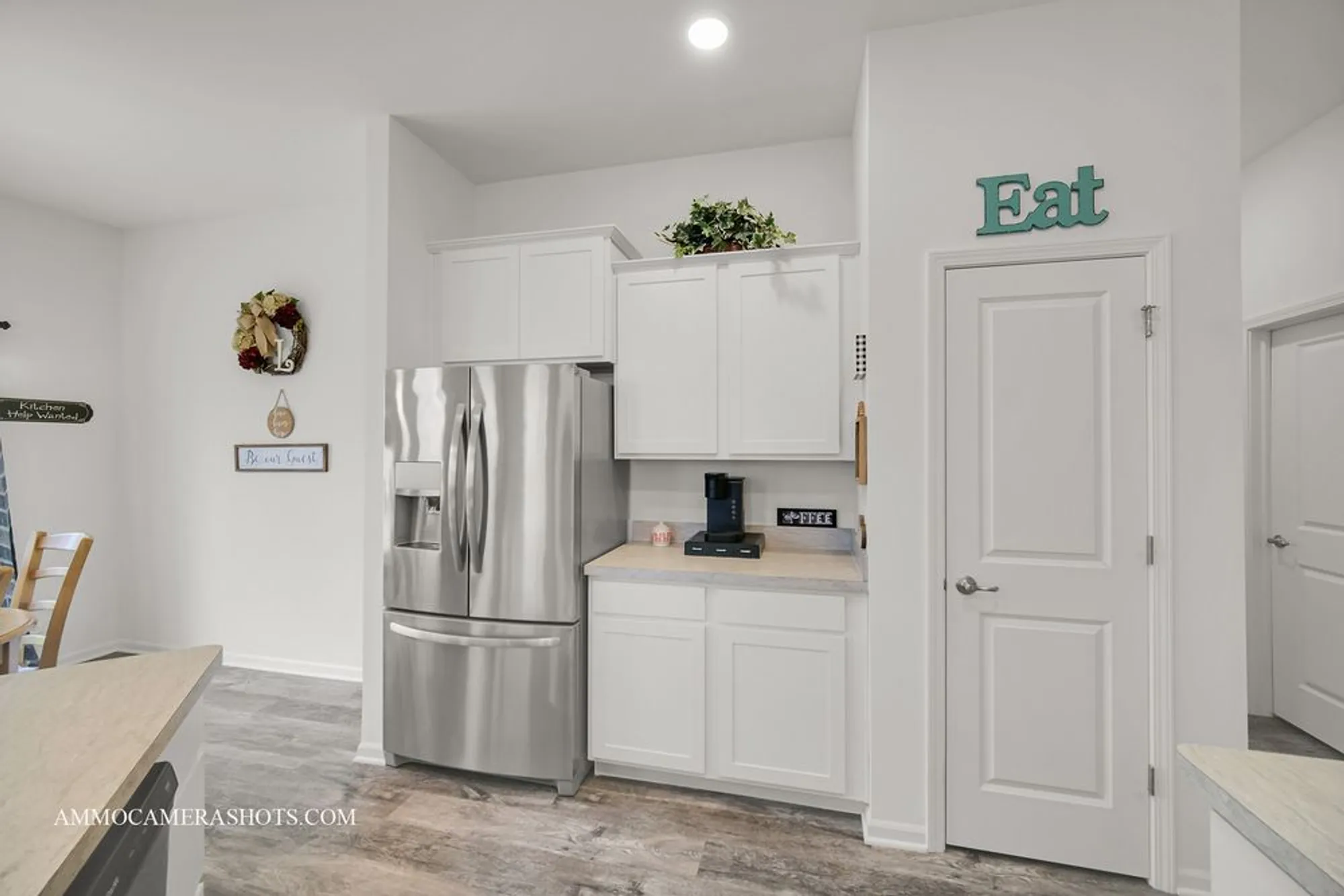 Property Slideshow image 13 of 29 | 1108 crestview ln # 1354, Pingree Grove, IL, 60140