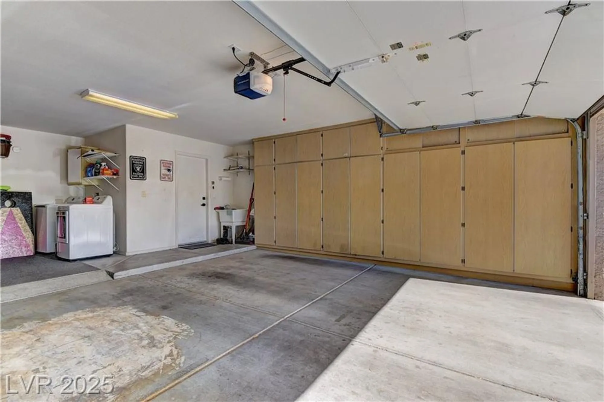 Property Slideshow image 26 of 26 | 2739 darby falls dr, Las Vegas, NV, 89134