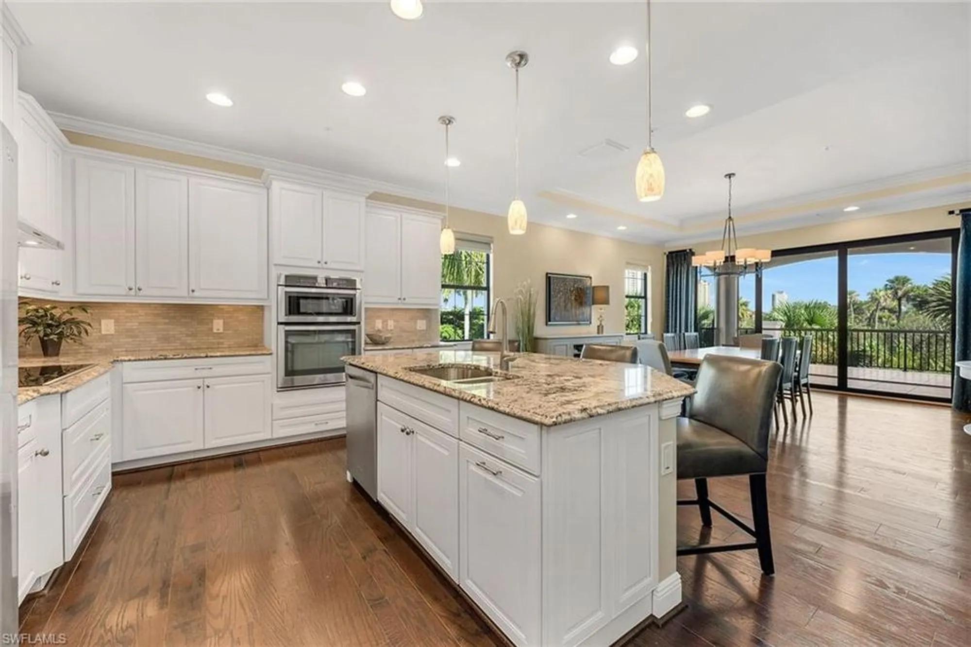 Property Slideshow image 7 of 25 | 4720 colony villas dr 902, Bonita Springs, FL, 34134