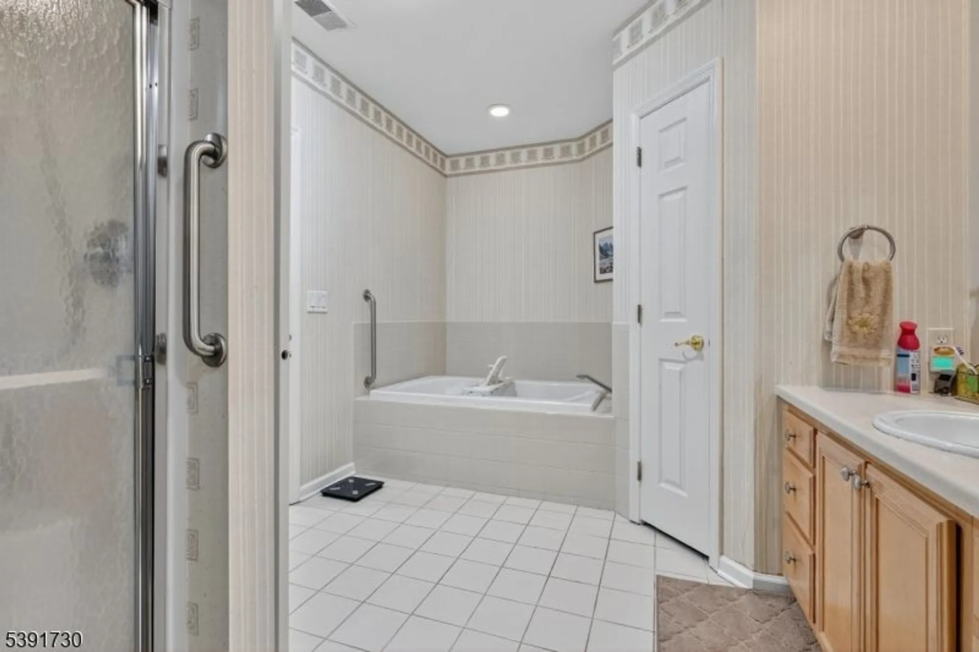 Property Slideshow image 20 of 27 | 1211 clinton ln, Rockaway Boro, NJ, 07866