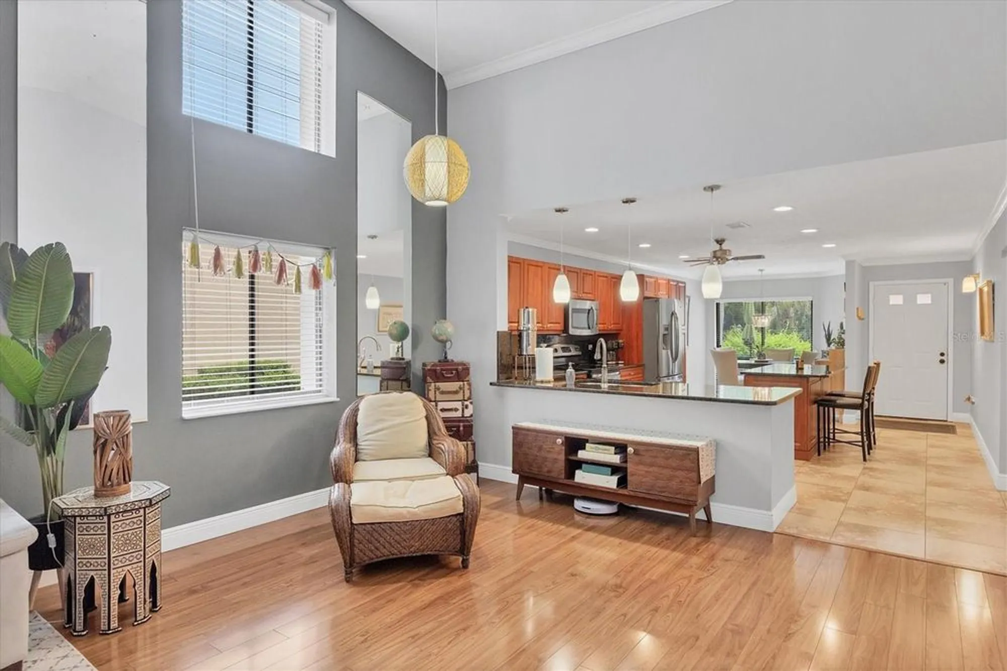 Property Slideshow image 8 of 45 | 6271 timber lake dr g6, Sarasota, FL, 34243