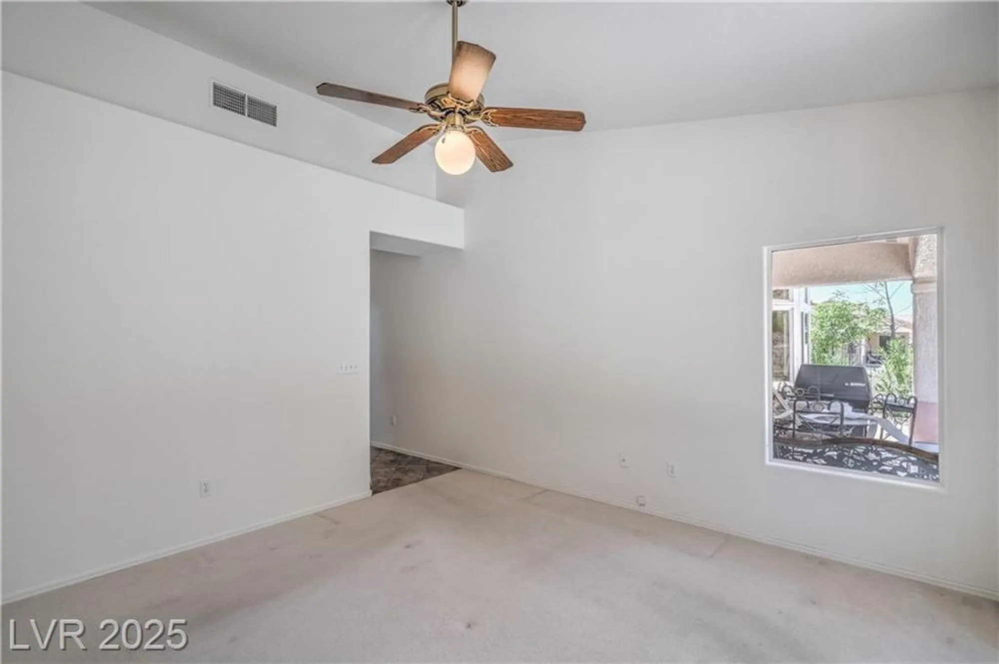 Property Slideshow image 10 of 34 | 2413 rockford st, Las Vegas, NV, 89134