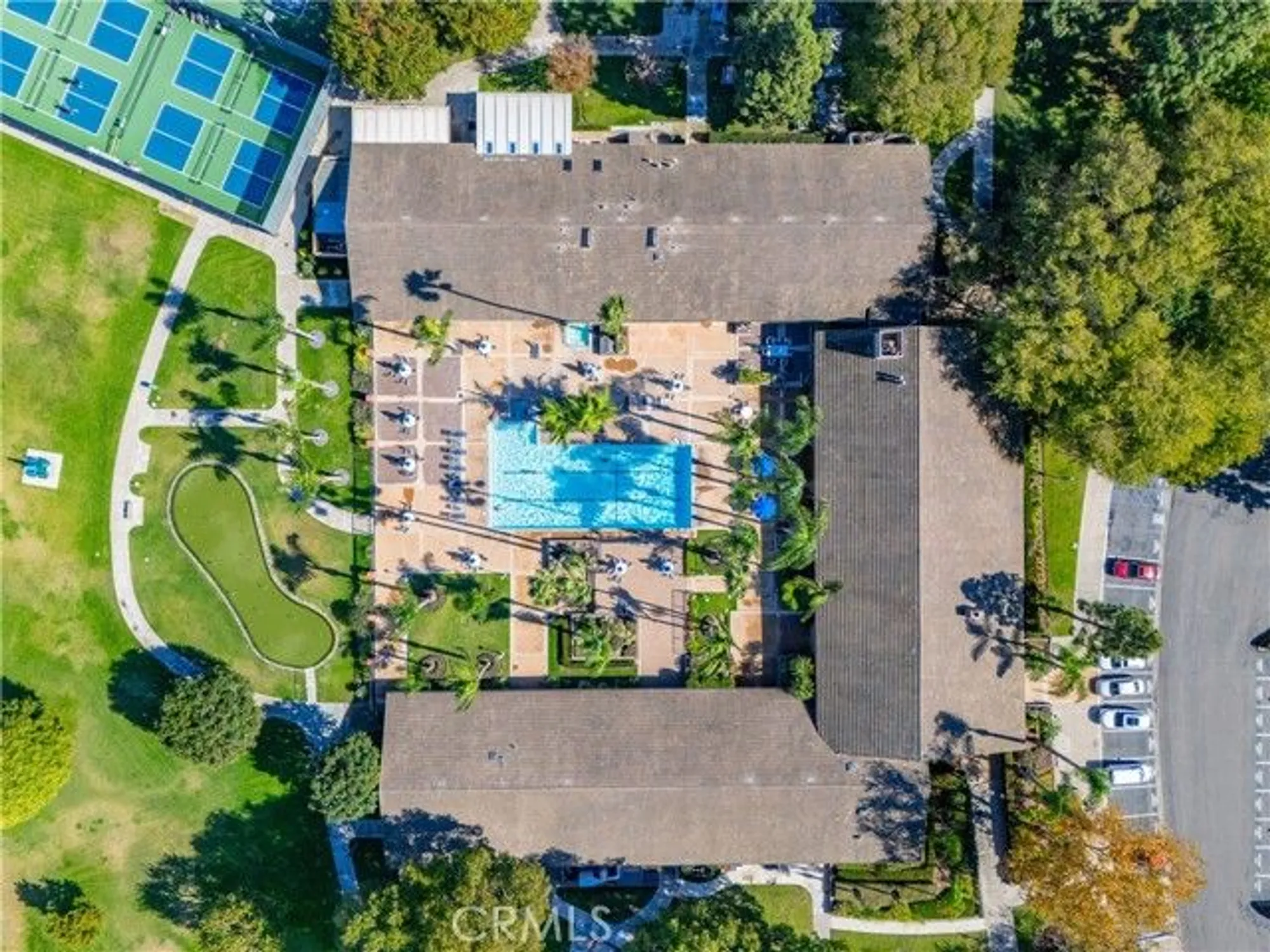 Property Slideshow image 25 of 32 | 8777 tulare dr unit 411h, Huntington Beach, CA, 92646