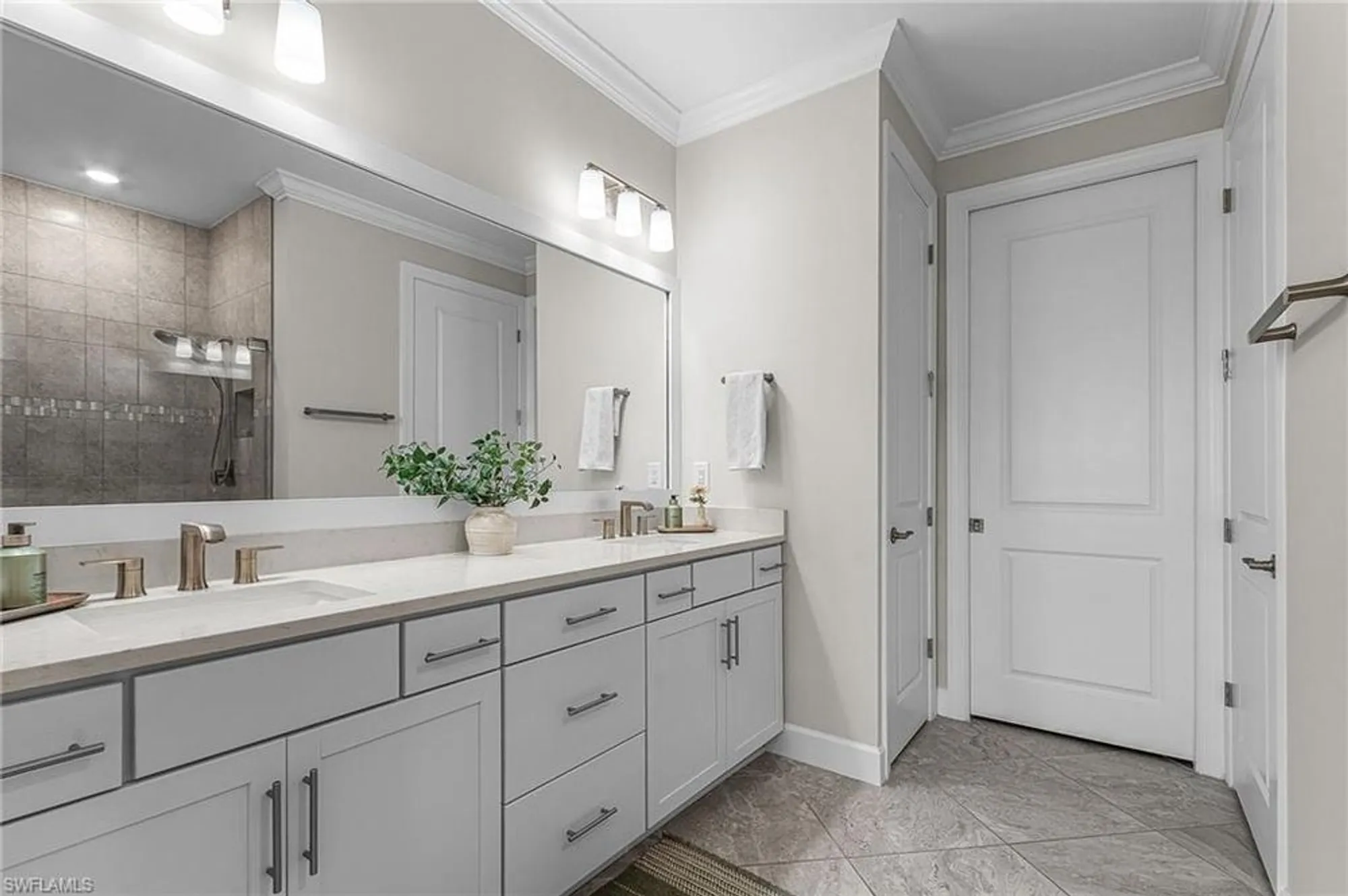 Property Slideshow image 17 of 29 | 17510 caravita ln, Fort Myers, FL, 33913