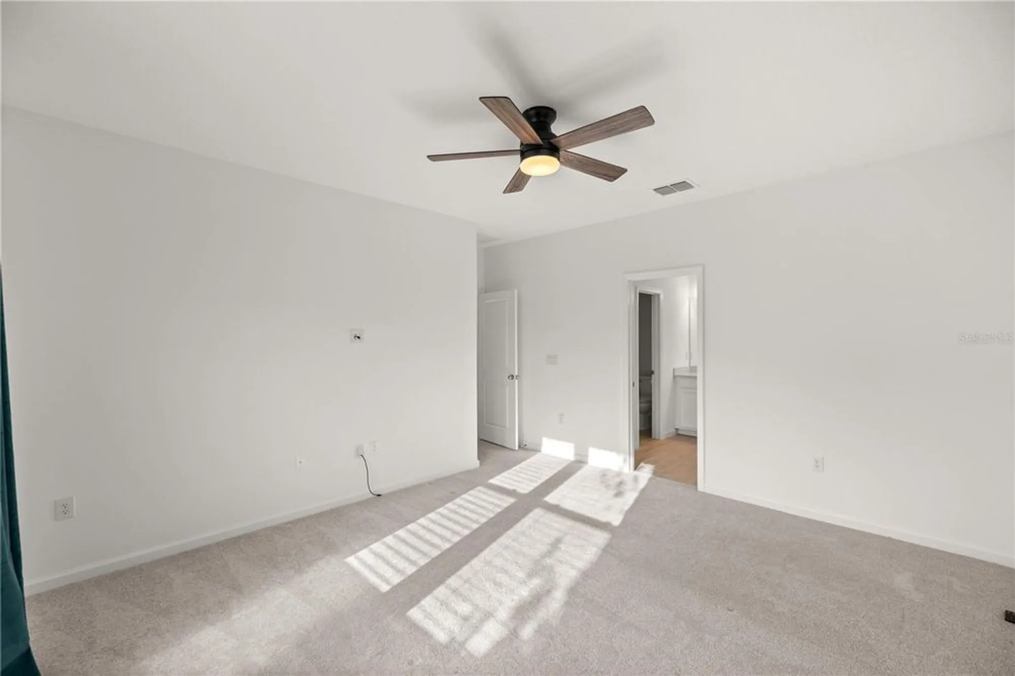 Property Slideshow image 18 of 32 | 7358 sw 76th ter, Ocala, FL, 34481