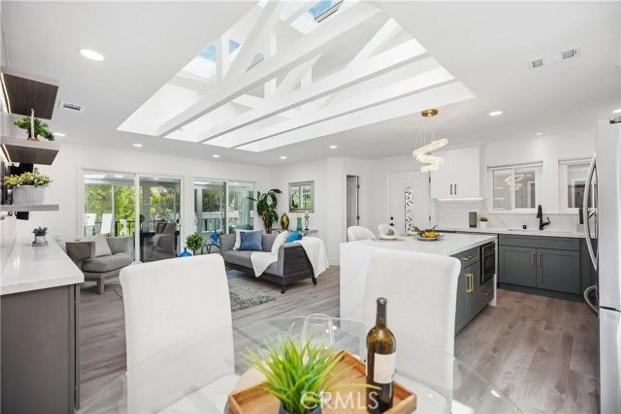 Property Slideshow image 13 of 49 | 2171 via mariposa e unit e n, Laguna Woods, CA, 92637