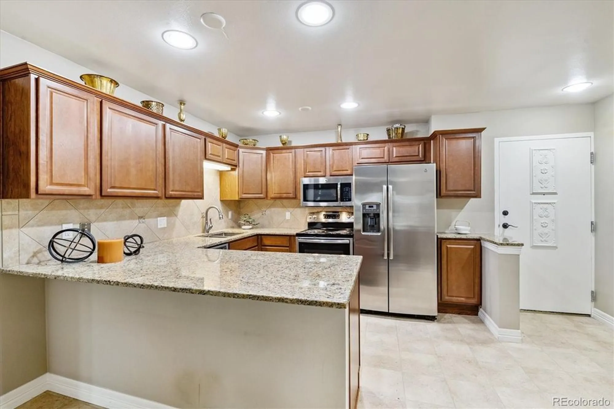 Property Slideshow image 9 of 50 | 605 s alton way apt 8d, Denver, CO, 80247