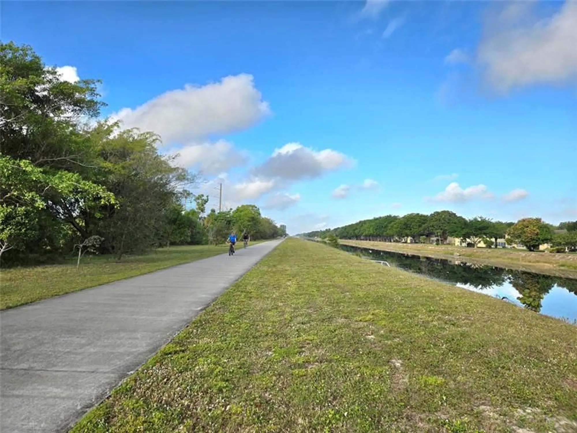 Property Slideshow image 18 of 18 | 7610 nw 1st st 203, Margate, FL, 33063