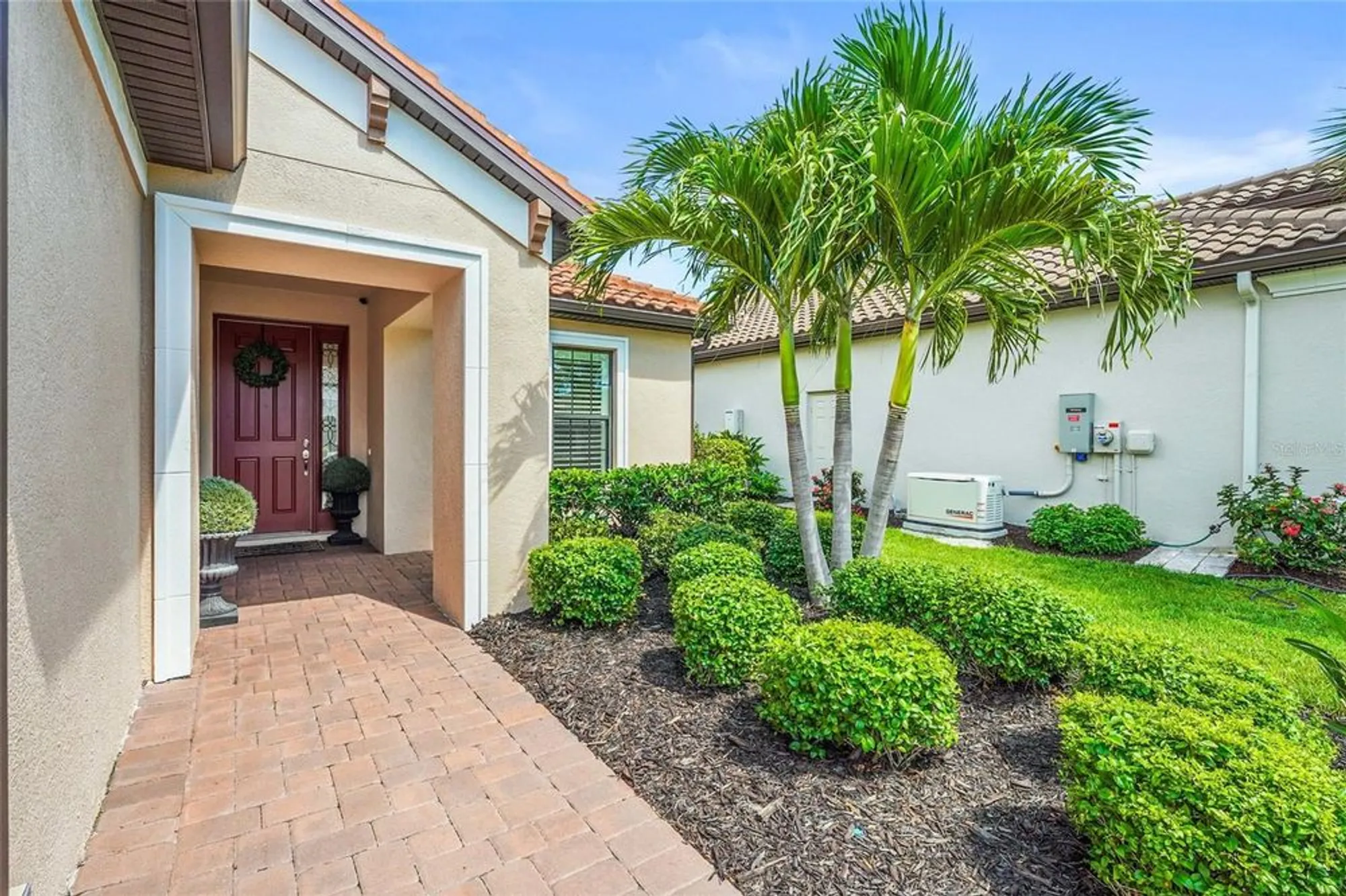 Property Slideshow image 12 of 84 | 6253 mesa gln, Bradenton, FL, 34203