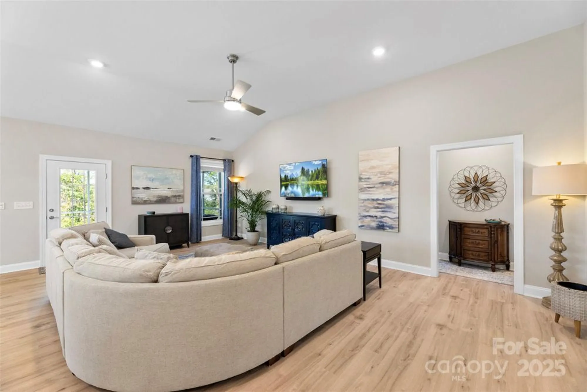 Property Slideshow image 7 of 35 | 5743 notch peak ave, Fort Mill, SC, 29707