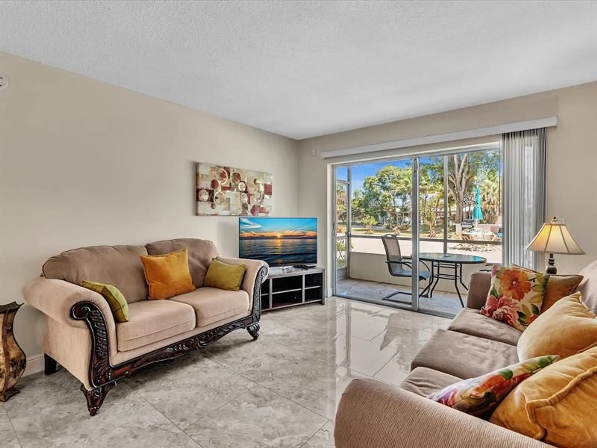 Property Slideshow image 19 of 41 | 2801 nw 47th ter apt 106, Lauderdale Lakes, FL, 33313