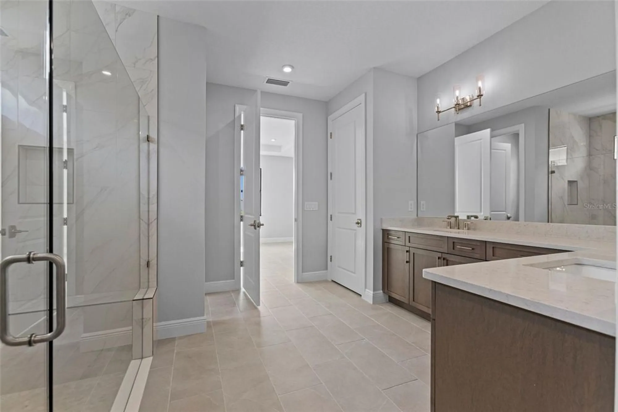 Property Slideshow image 8 of 41 | 14443 coastal woodland ln, Parrish, FL, 34219