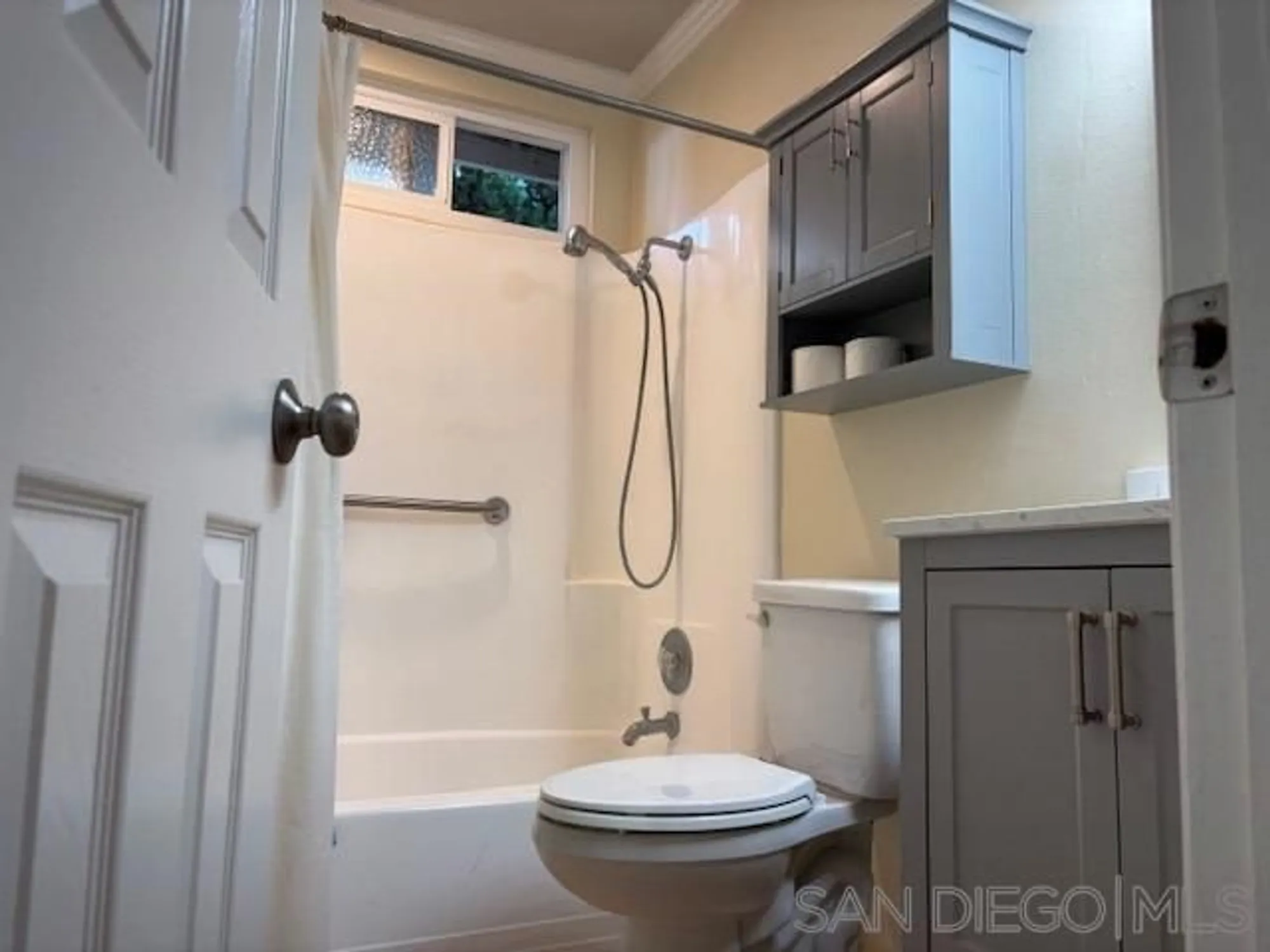 Property Slideshow image 29 of 54 | 3651 north way, Oceanside, CA, 92056