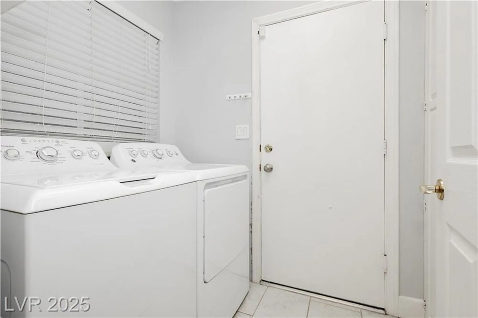 Property Slideshow image 25 of 30 | 5132 harvest moon ln, Las Vegas, NV, 89107