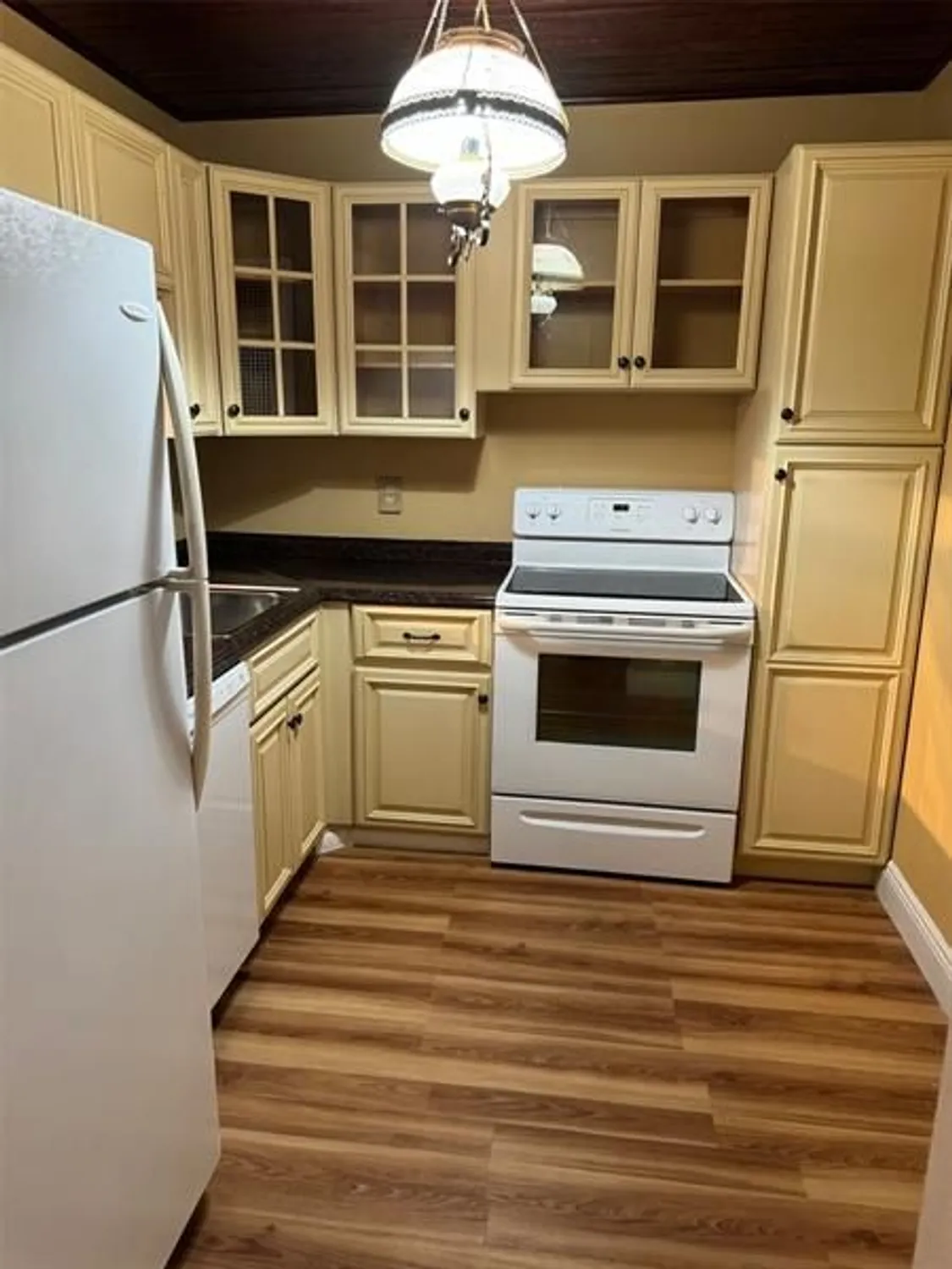 Property Slideshow image 11 of 29 | 3774 inverrary blvd 106p, Lauderhill, FL, 33319