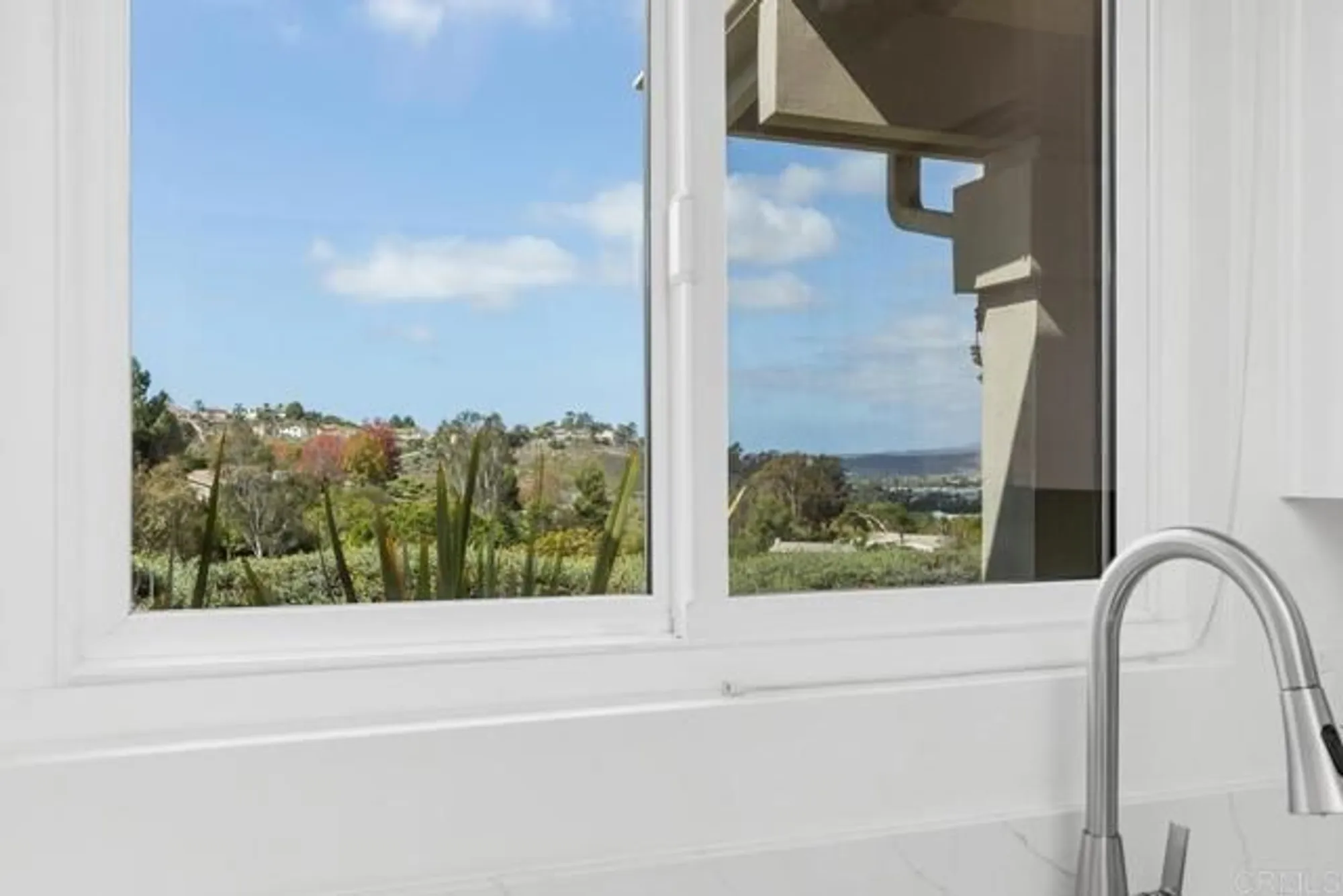 Property Slideshow image 21 of 45 | 4428 skimmer way, Oceanside, CA, 92057