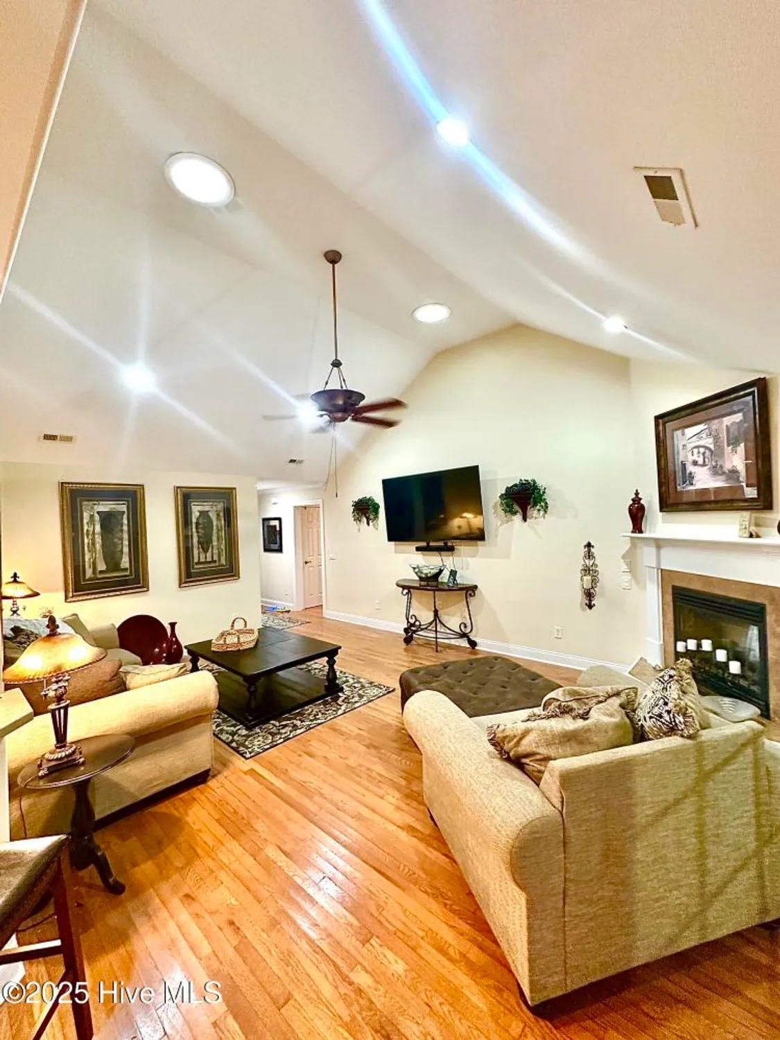 Property Slideshow image 12 of 29 | 1101 jamesford ct, Leland, NC, 28451