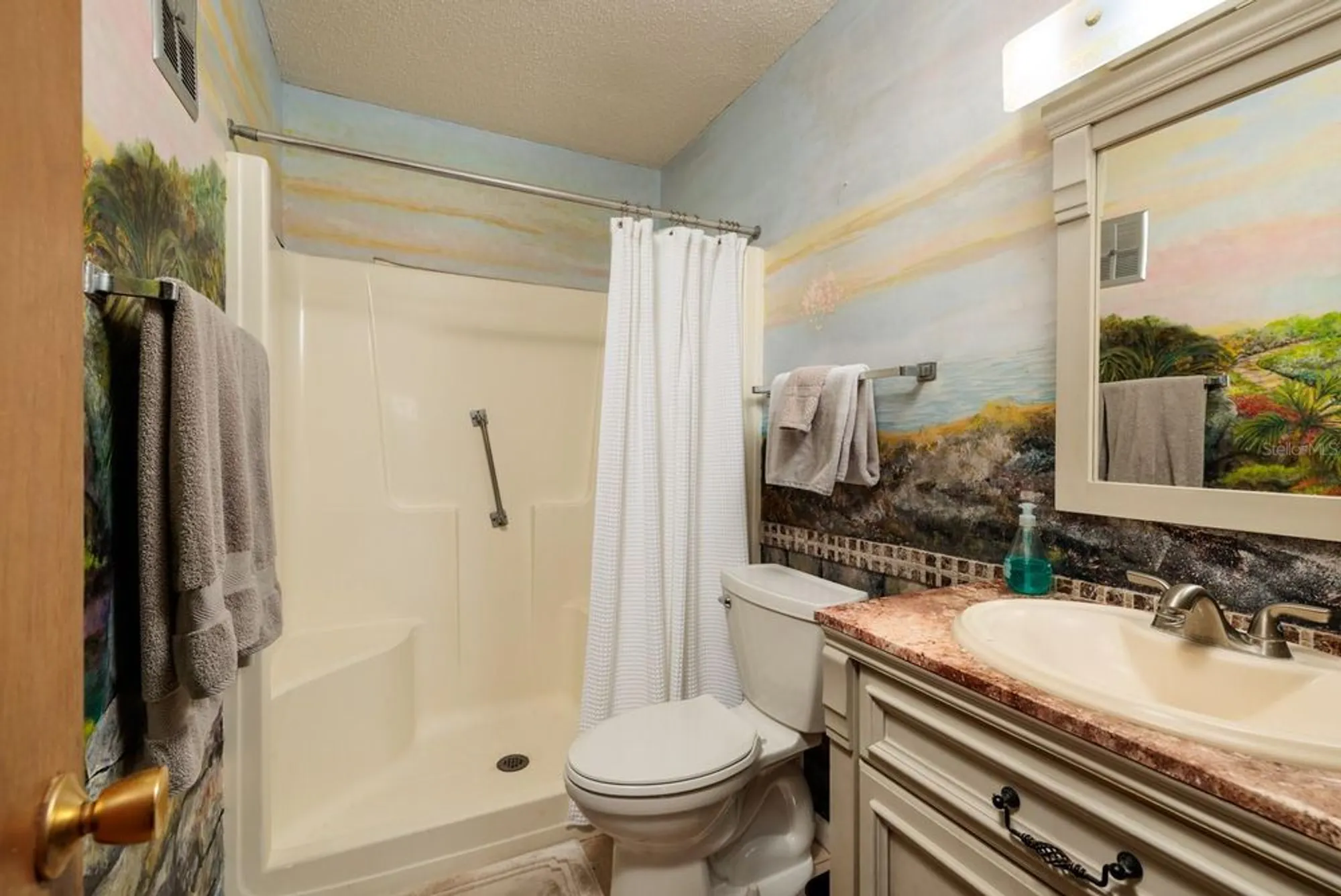 Property Slideshow image 9 of 22 | 5623 80th st n unit 504, Saint Petersburg, FL, 33709