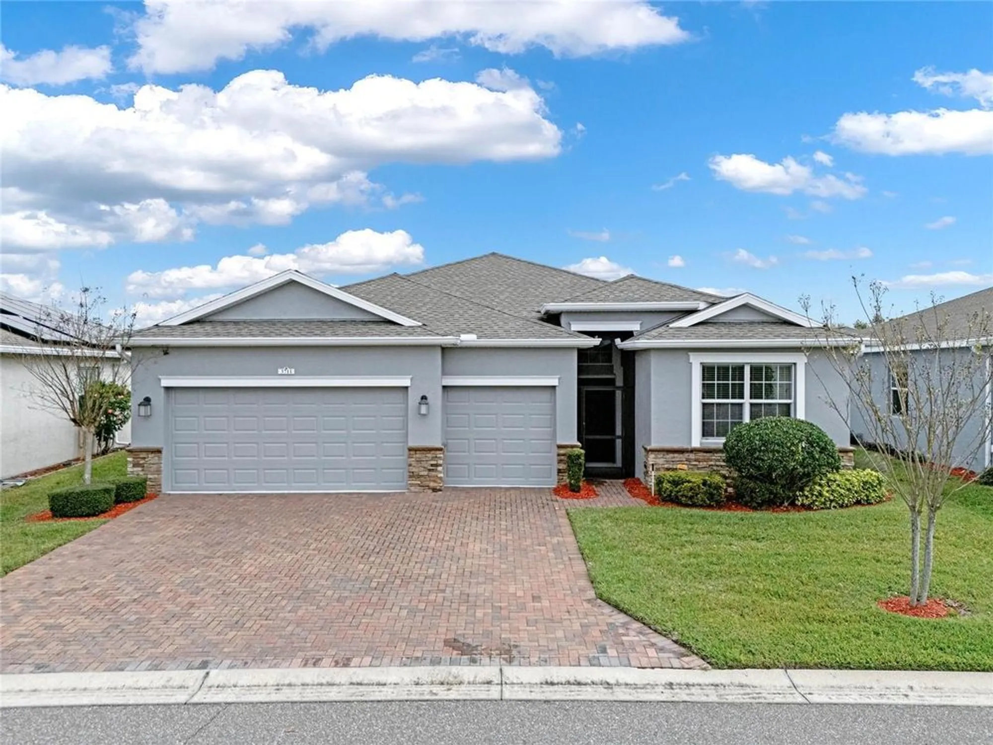 Property Slideshow image 2 of 59 | 3711 plymouth dr, Winter Haven, FL, 33884