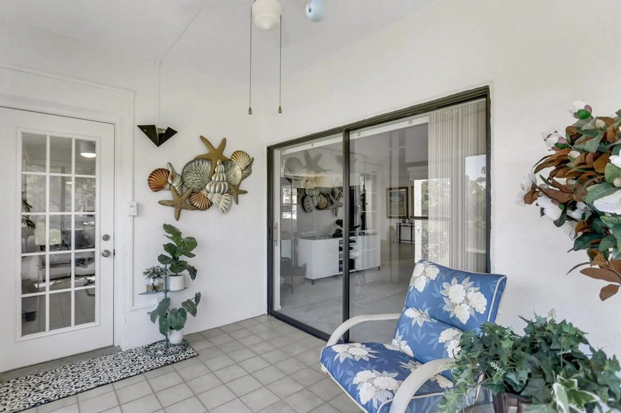 Property Slideshow image 20 of 77 | 8186 terrace garden dr n unit 101, St Petersburg, FL, 33709