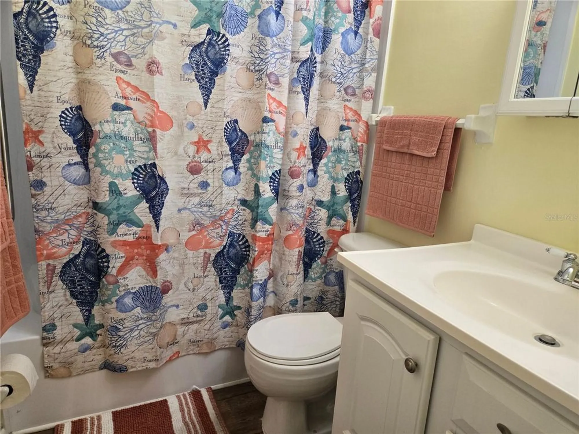 Property Slideshow image 11 of 23 | 5925 terrace park dr n unit 106, Saint Petersburg, FL, 33709