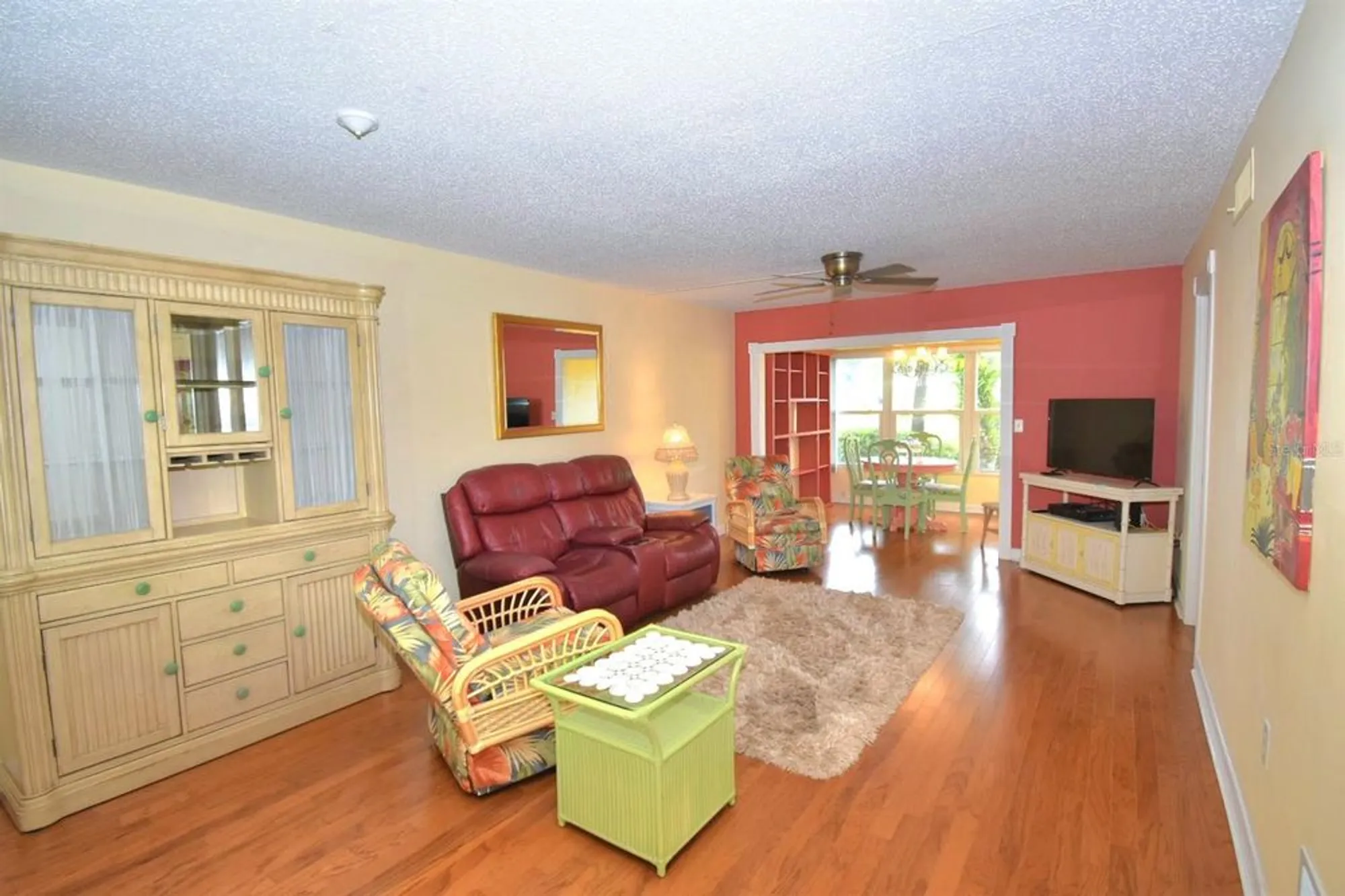 Property Slideshow image 19 of 50 | 940 virginia st 108, Dunedin, FL, 34698