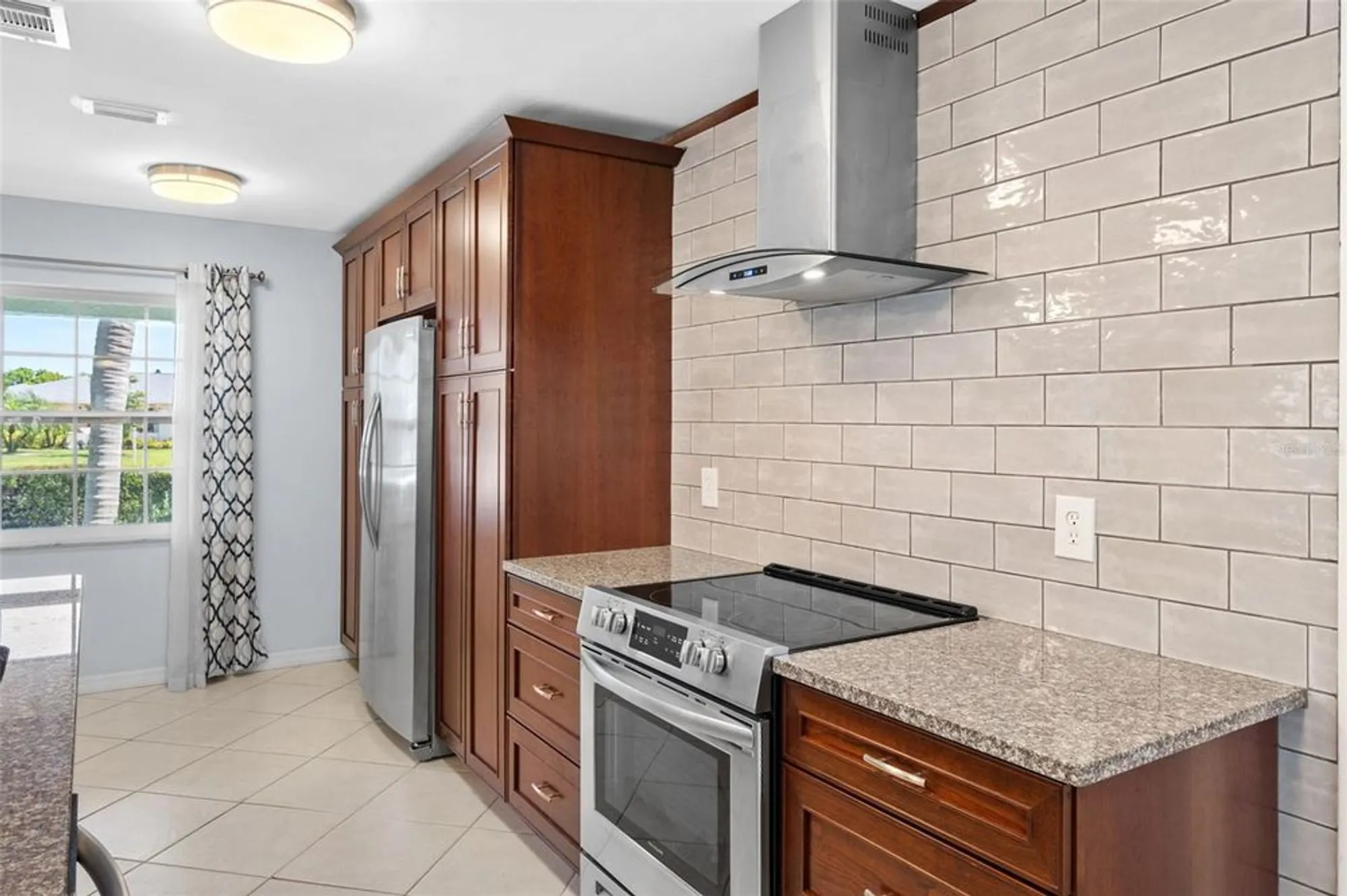 Property Slideshow image 25 of 70 | 7082 w country club dr n # 7082, Sarasota, FL, 34243