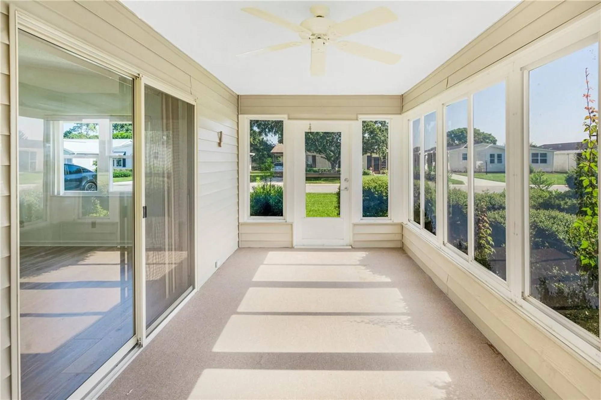 Property Slideshow image 30 of 33 | 1114 paradise dr, Lady Lake, FL, 32159