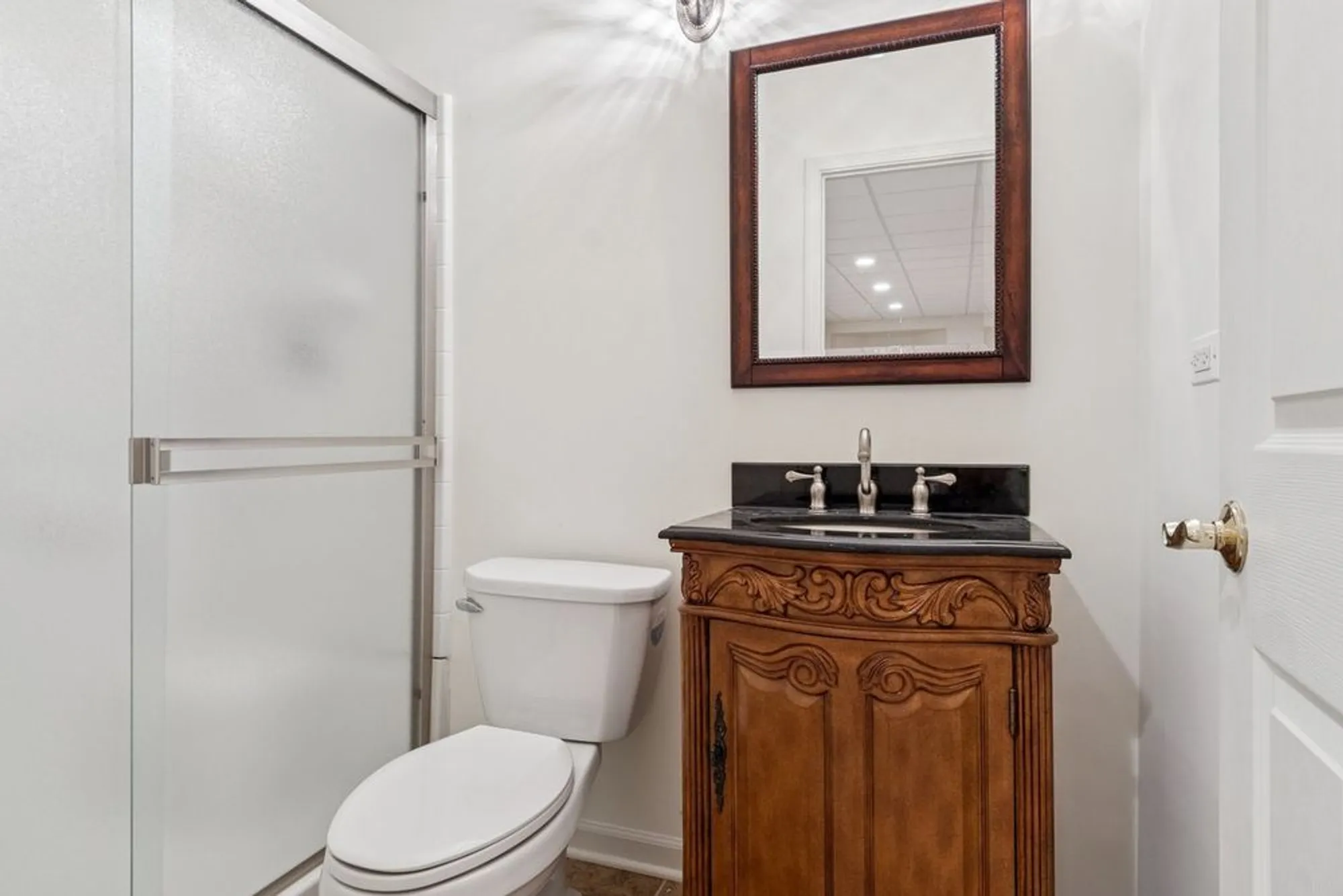 Property Slideshow image 25 of 40 | 1504 mansfield dr, Aurora, IL, 60502