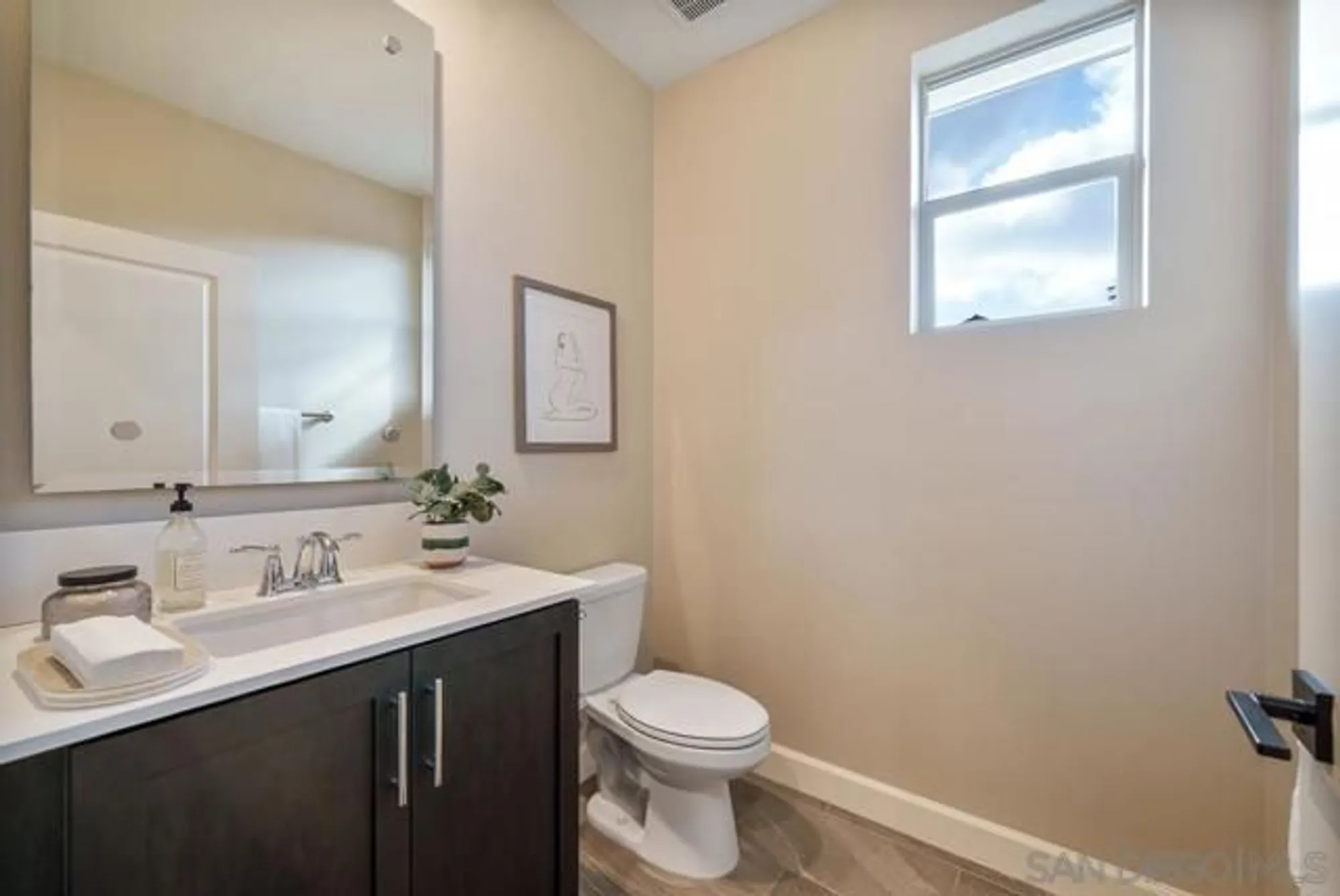 Property Slideshow image 34 of 59 | 16750 coyote bush dr 19, San Diego, CA, 92127