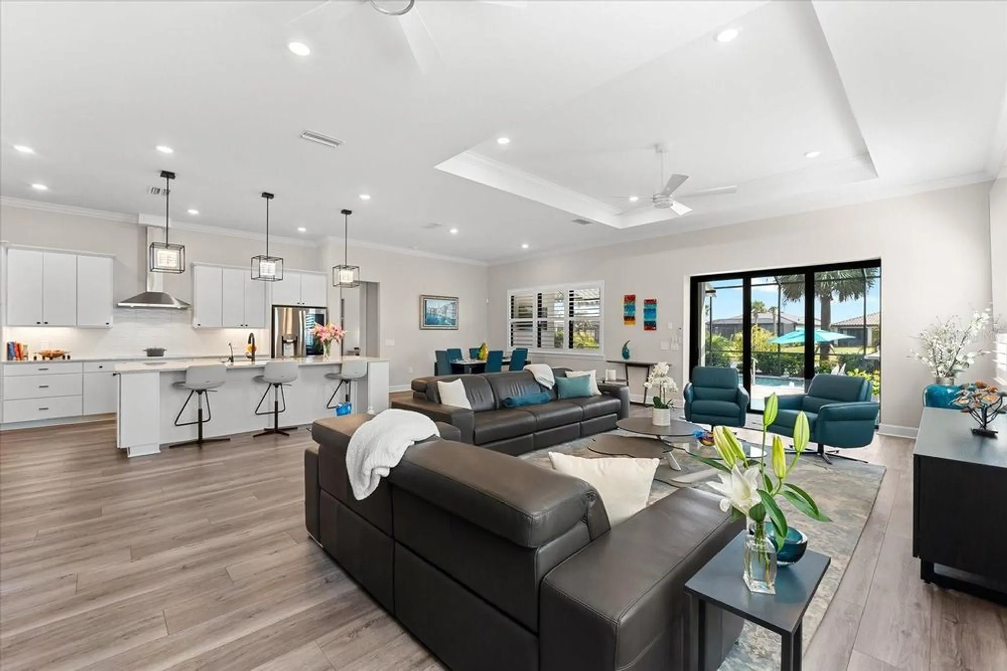 Property Slideshow image 9 of 99 | 17916 northwood pl, Lakewood Ranch, FL, 34202