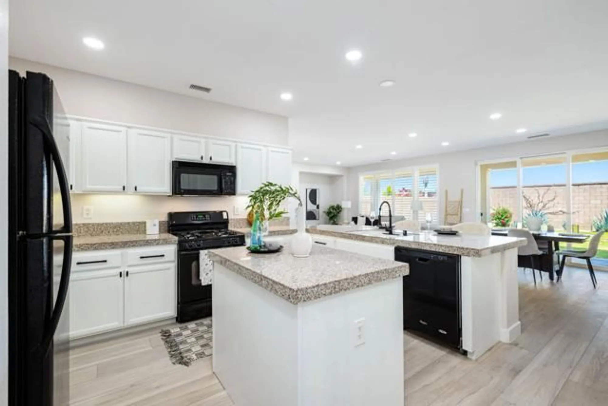 Property Slideshow image 11 of 65 | 60504 desert shadows dr, La Quinta, CA, 92253