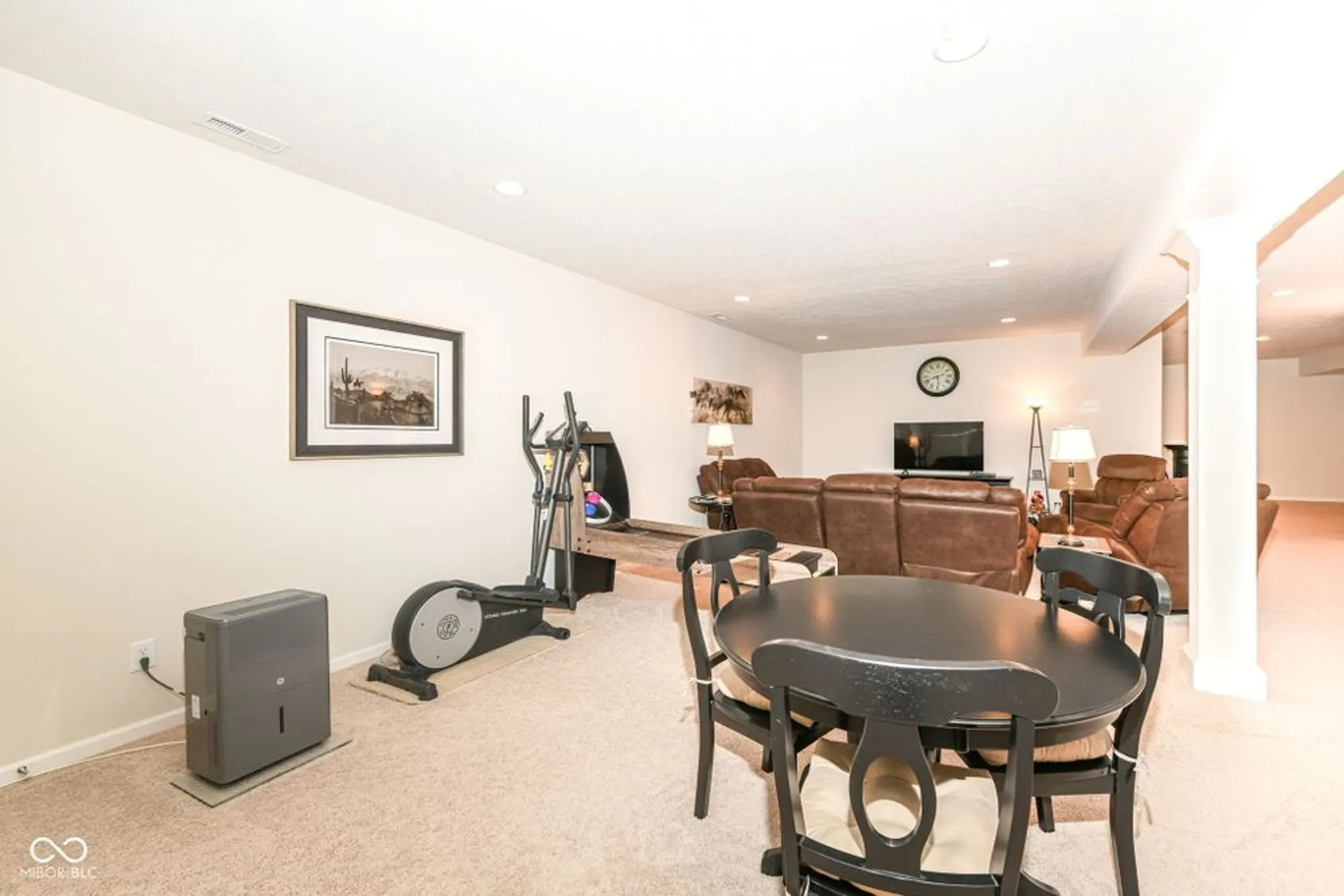 Property Slideshow image 30 of 52 | 16176 brookmere ave, Fishers, IN, 46037