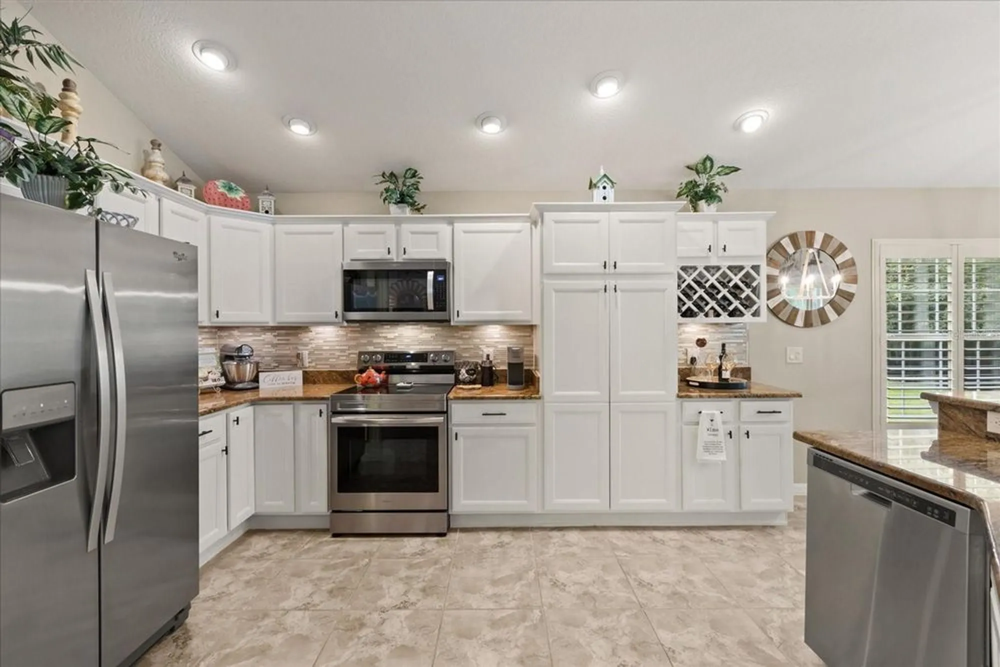 Property Slideshow image 14 of 38 | 10069 lake miona way, Oxford, FL, 34484