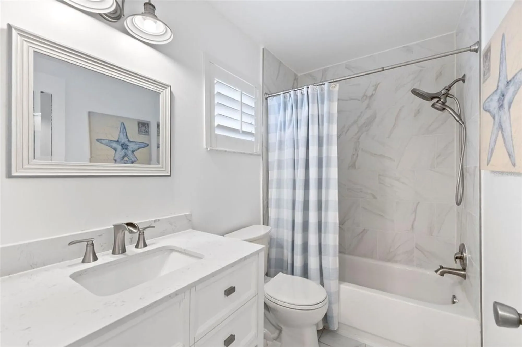 Property Slideshow image 10 of 18 | 3978 overlook bnd # 25, Sarasota, FL, 34232