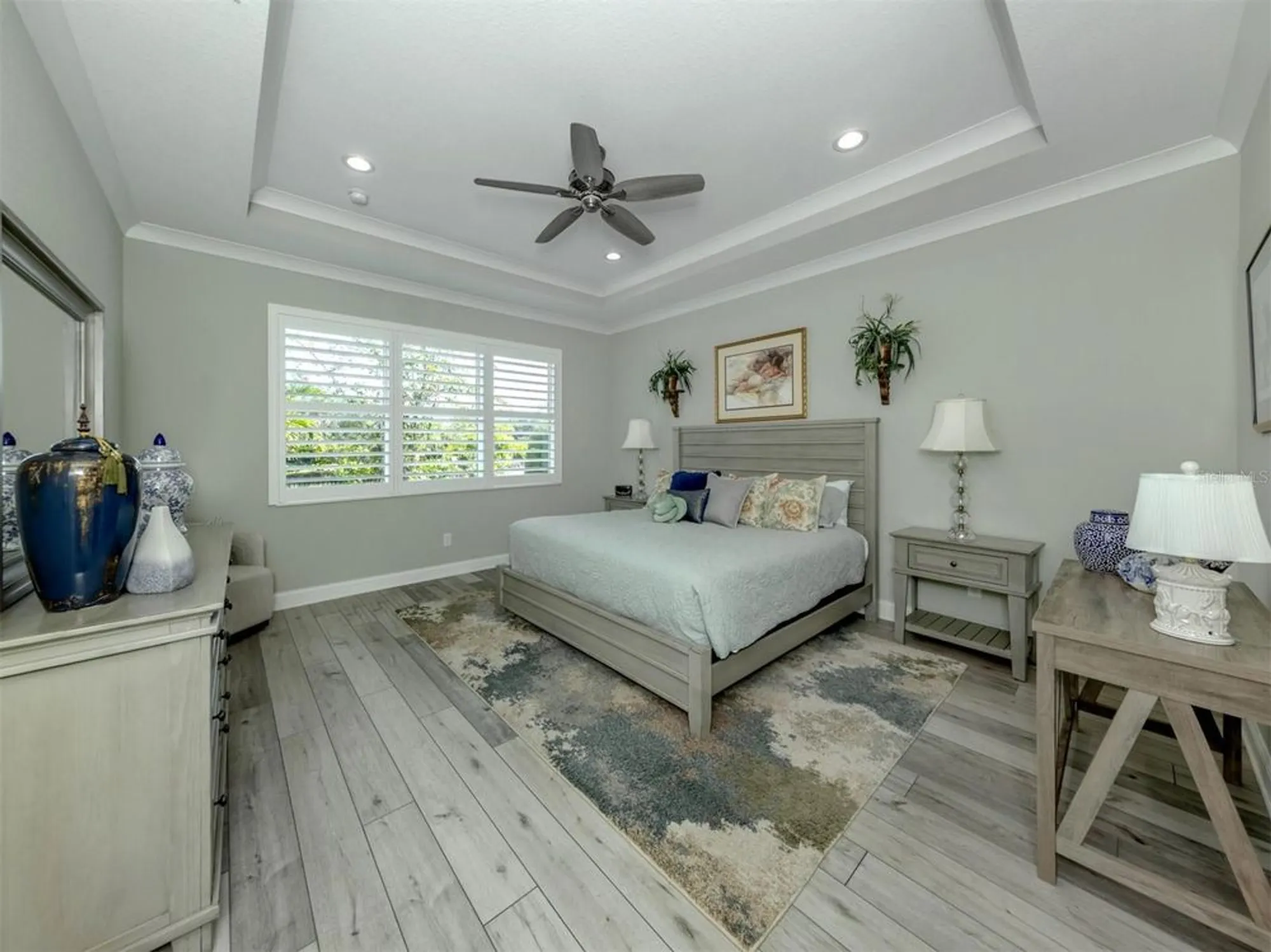 Property Slideshow image 18 of 78 | 592 mistiflower cir, Nokomis, FL, 34275