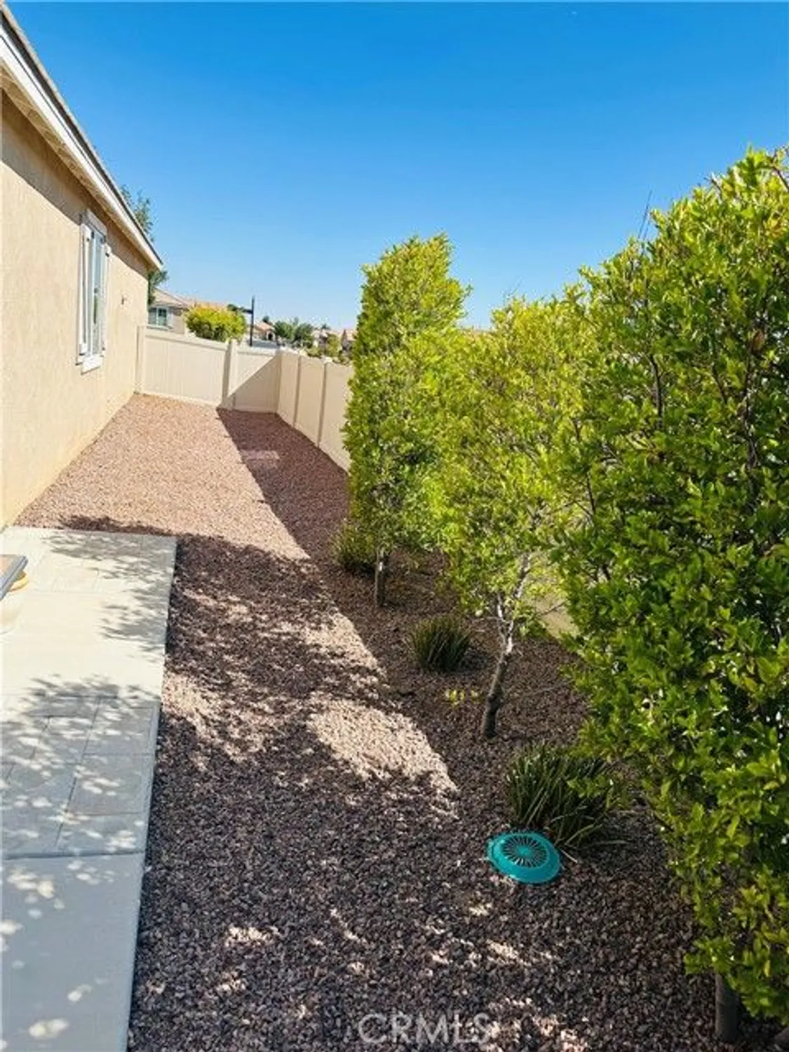 Property Slideshow image 24 of 30 | 19369 glaslyn ct, Apple Valley, CA, 92308