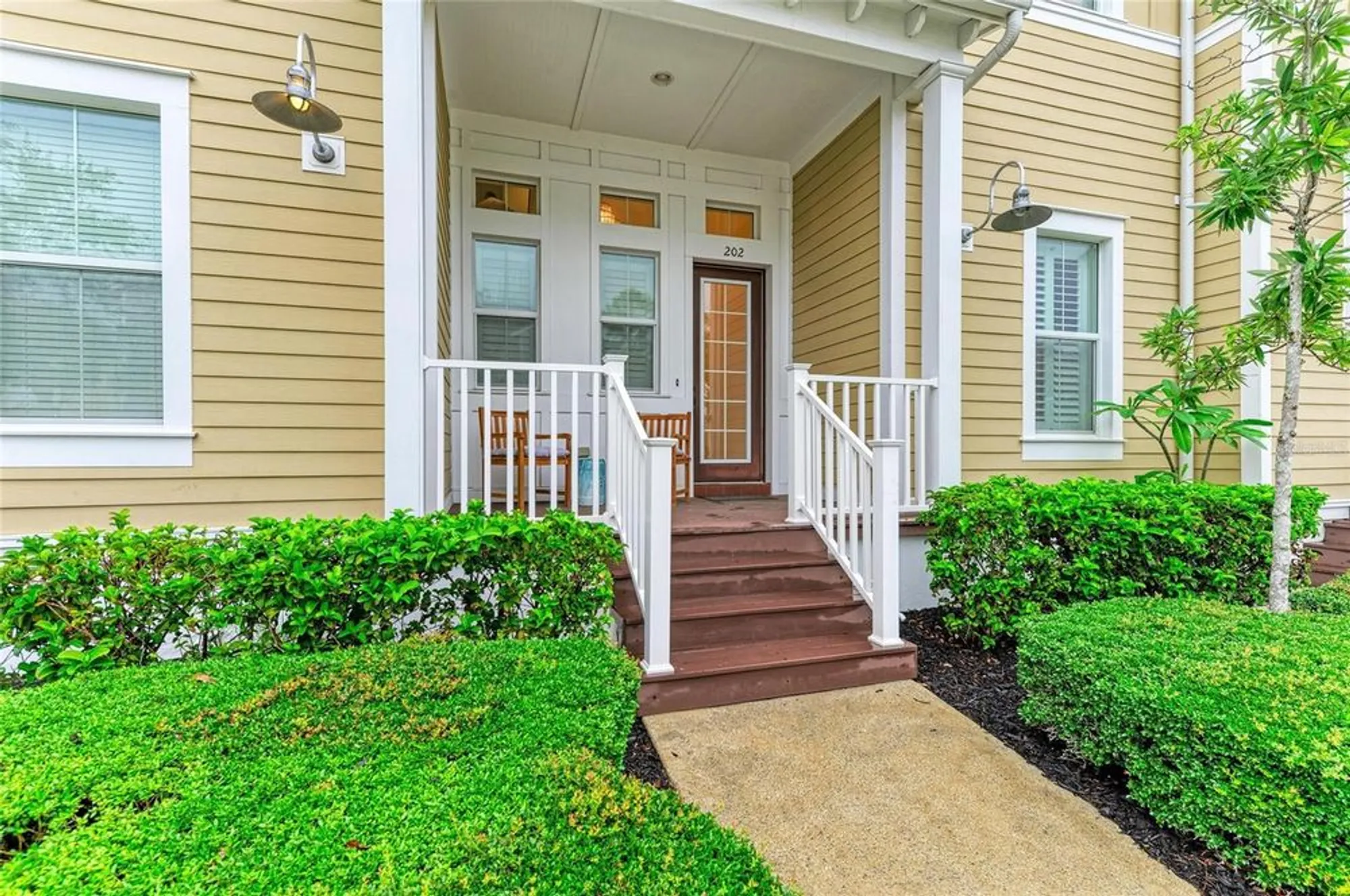 Property Slideshow image 4 of 100 | 258 sapphire lake dr unit 202, Bradenton, FL, 34209