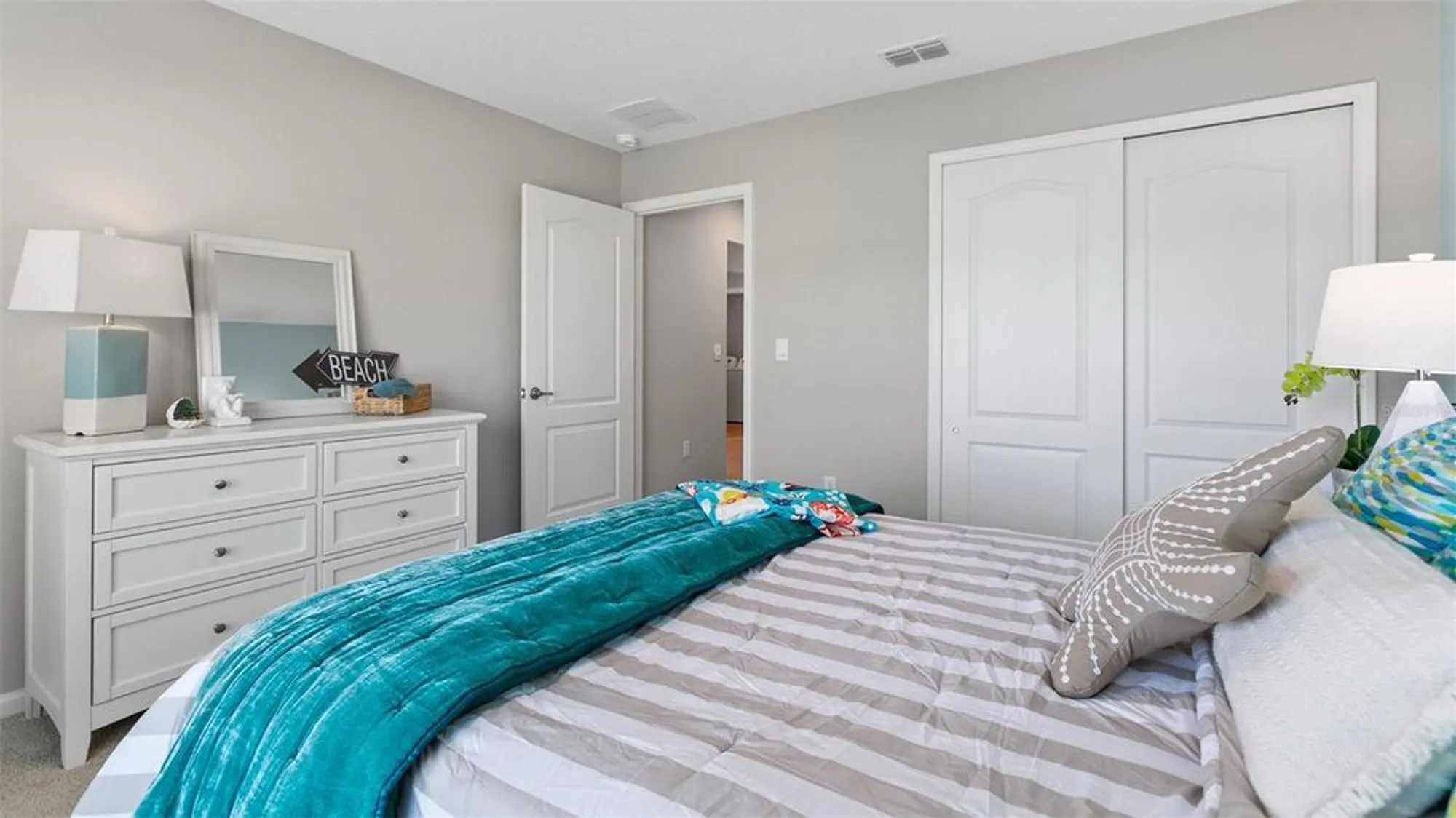 Property Slideshow image 22 of 48 | 31 green cir, Palm Coast, FL, 32164