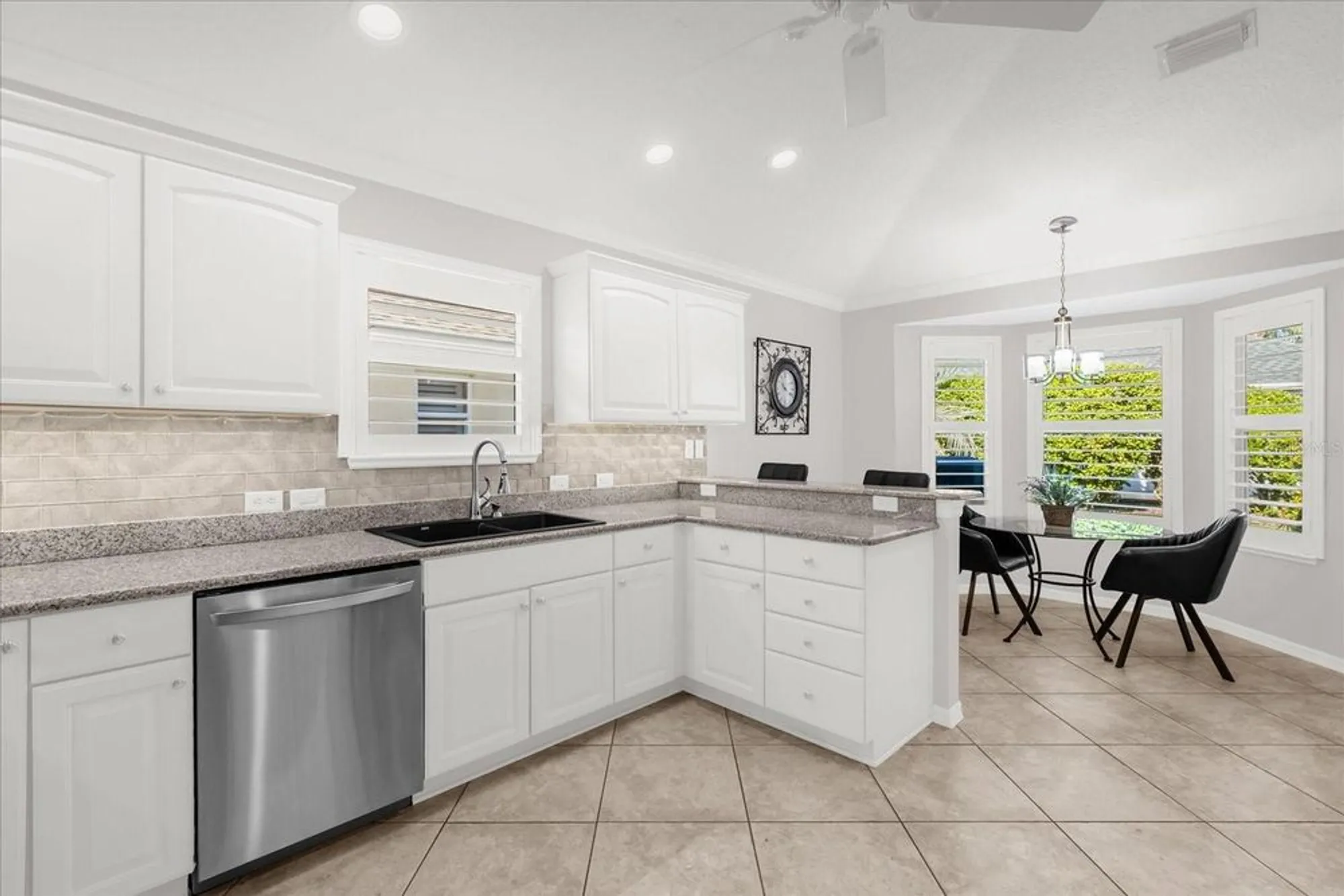 Property Slideshow image 6 of 28 | 1883 walden way, The Villages, FL, 32162