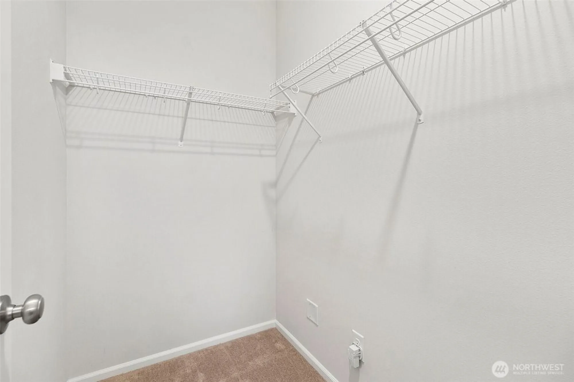 Property Slideshow image 19 of 38 | 103 hickory ave 35, Orting, WA, 98360