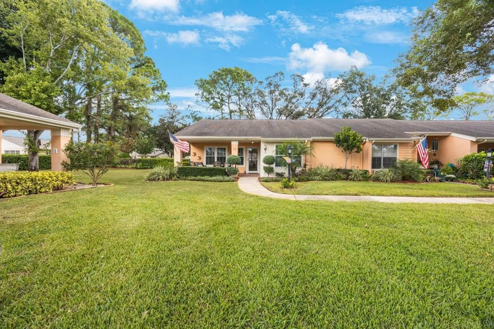 Property Slideshow image 3 of 43 | 4951 grist mill cir, New Port Richey, FL, 34655