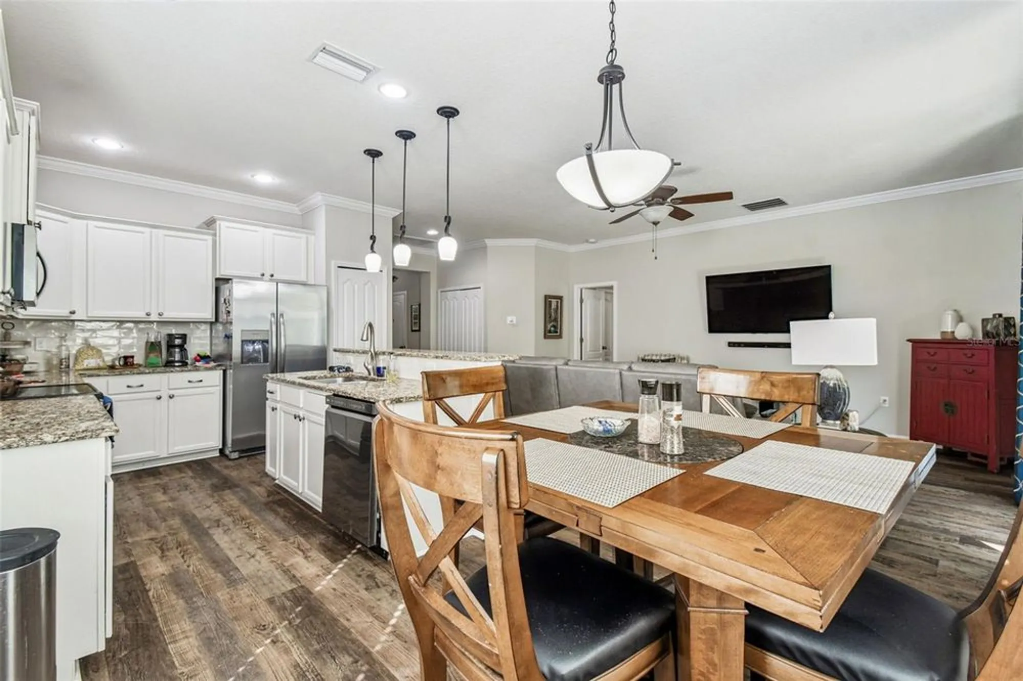 Property Slideshow image 12 of 91 | 11150 paradise point way, New Port Richey, FL, 34654