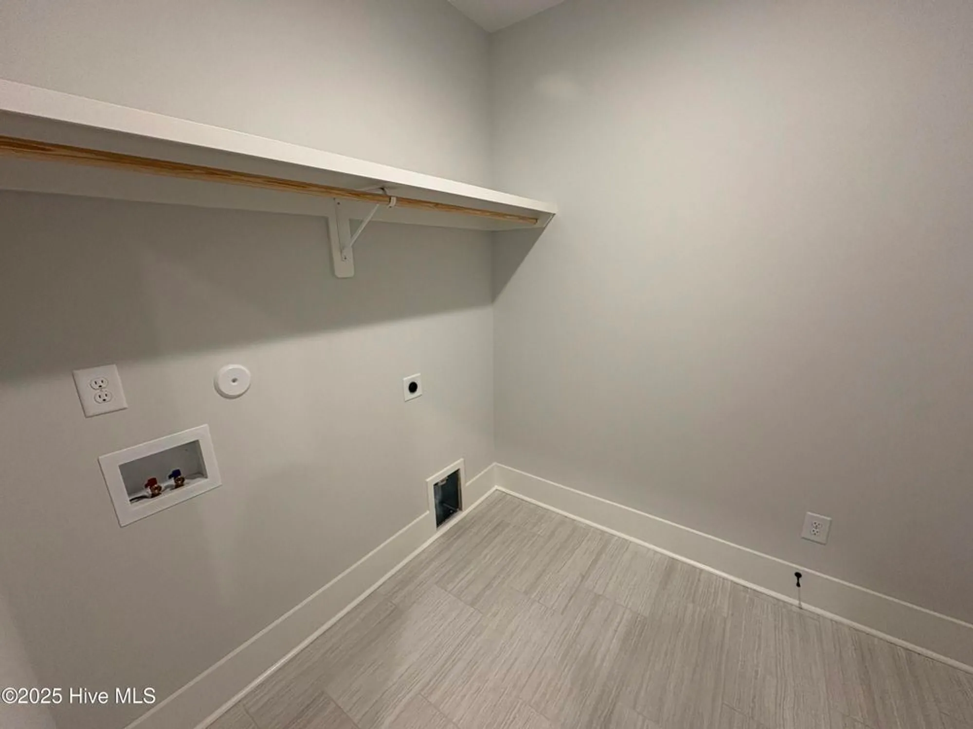 Property Slideshow image 22 of 60 | 504 sancai run, Wilmington, NC, 28412